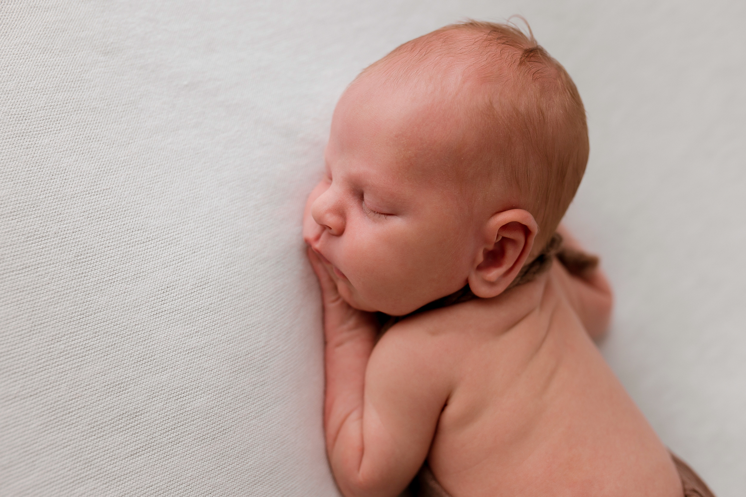 Марк 2 недели. Фотограф новорожденных Екатеринбург