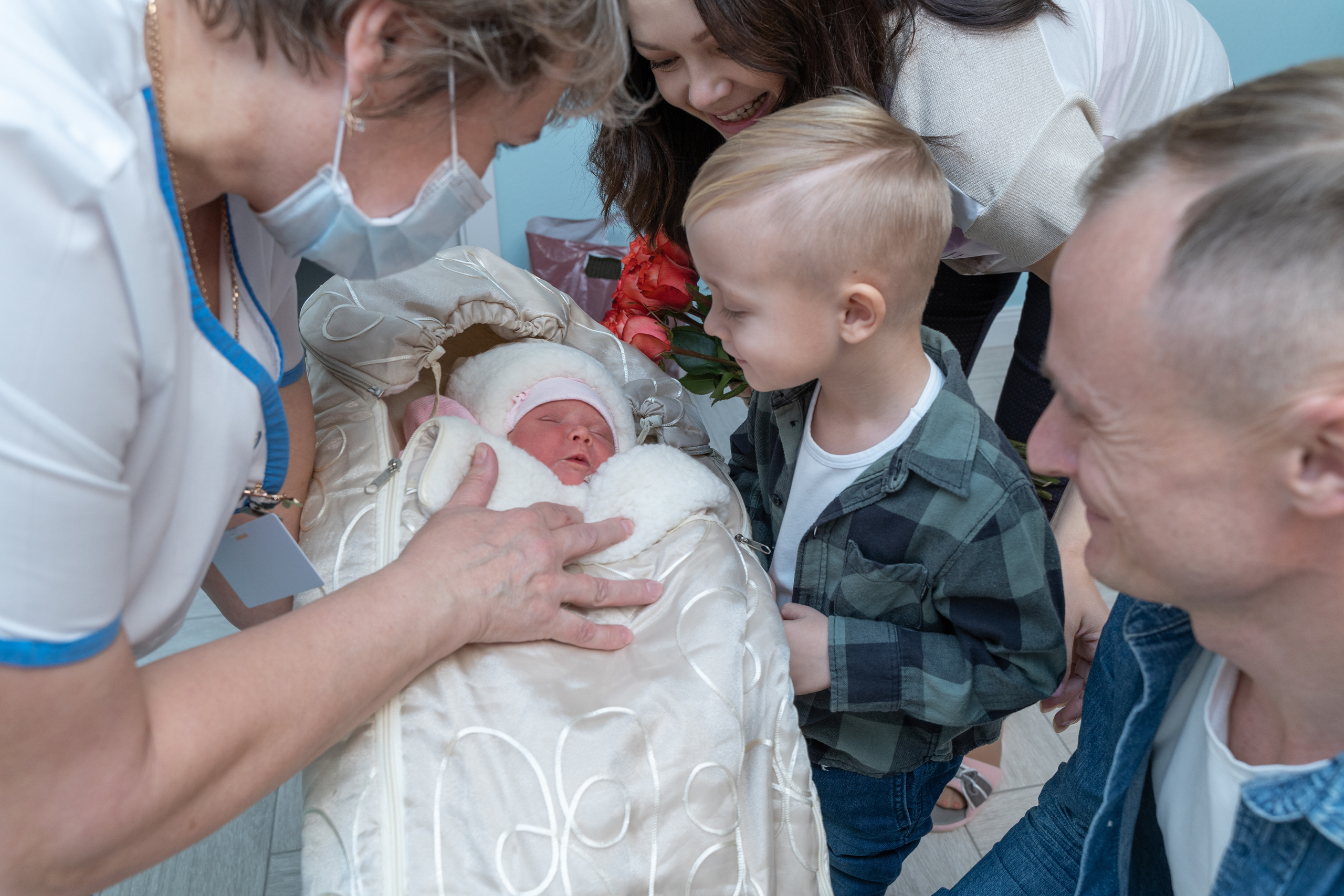Выписки из роддома. Школьный фотограф в Кемерово Мелещенко Анна