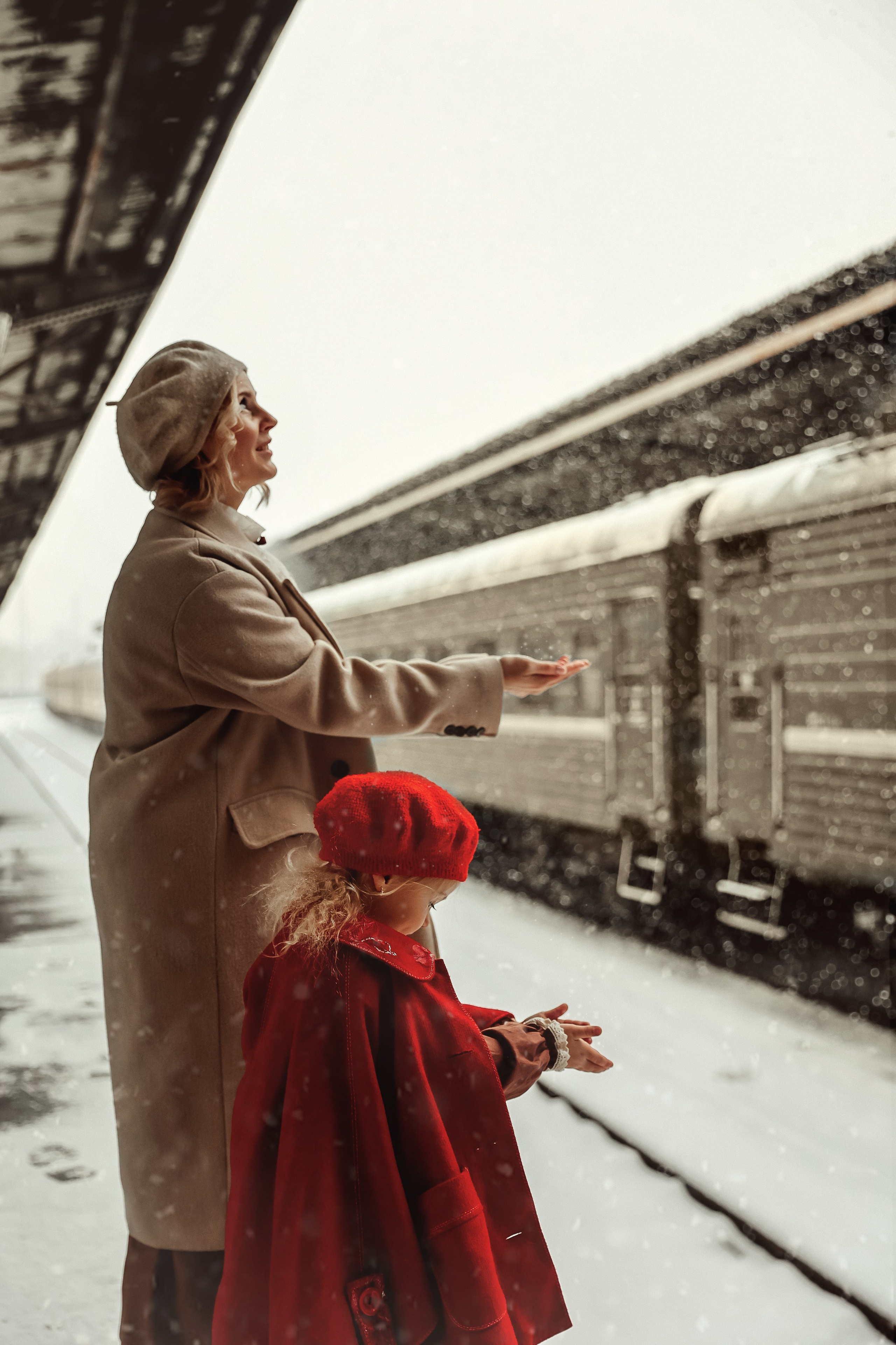 Ретро съемка на Витебском вокзале. Фотограф — Татьяна Кириллова, г. Санкт-Петербург