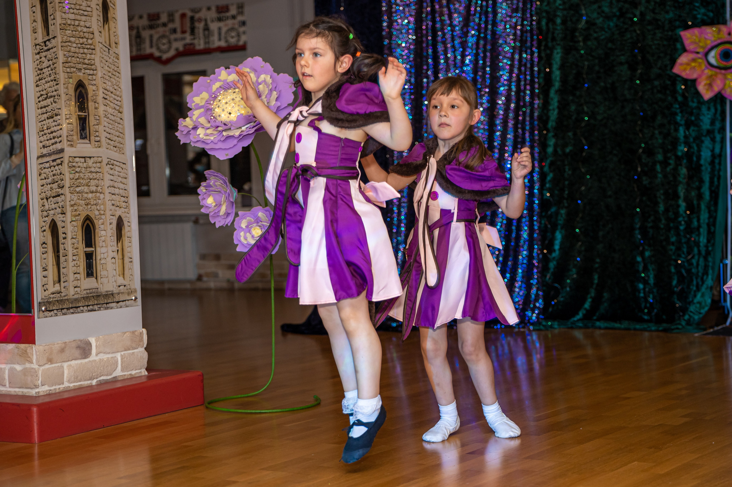 Фотосъемка детского выступления «Алиса в стране чудес». Ирина Носова - семейный и детский фотограф