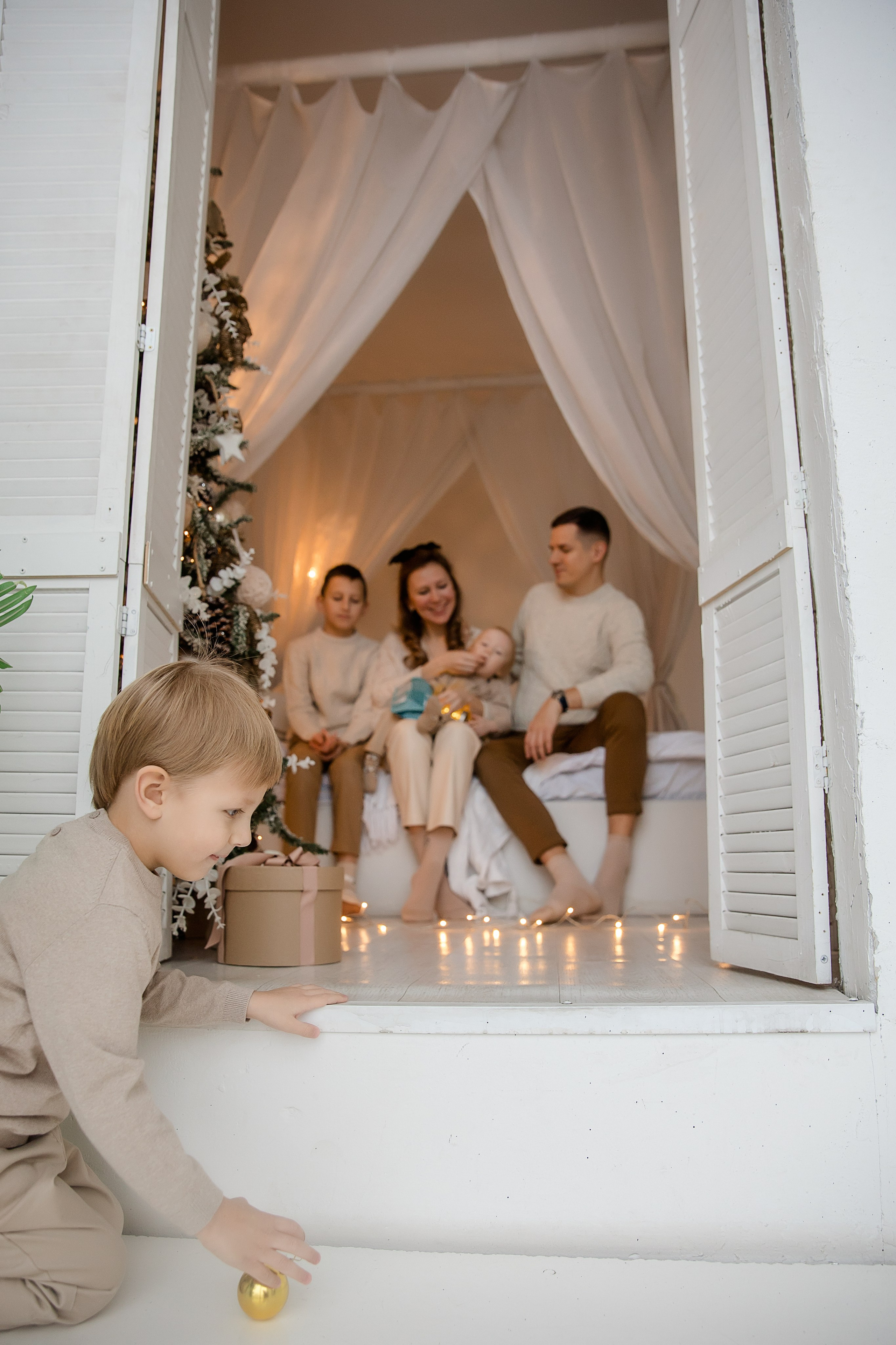 Нескучная новогодняя фотосессия — приношу весь инвентарь с собой. Семейный и детский фотограф в Москве Вера Ускова