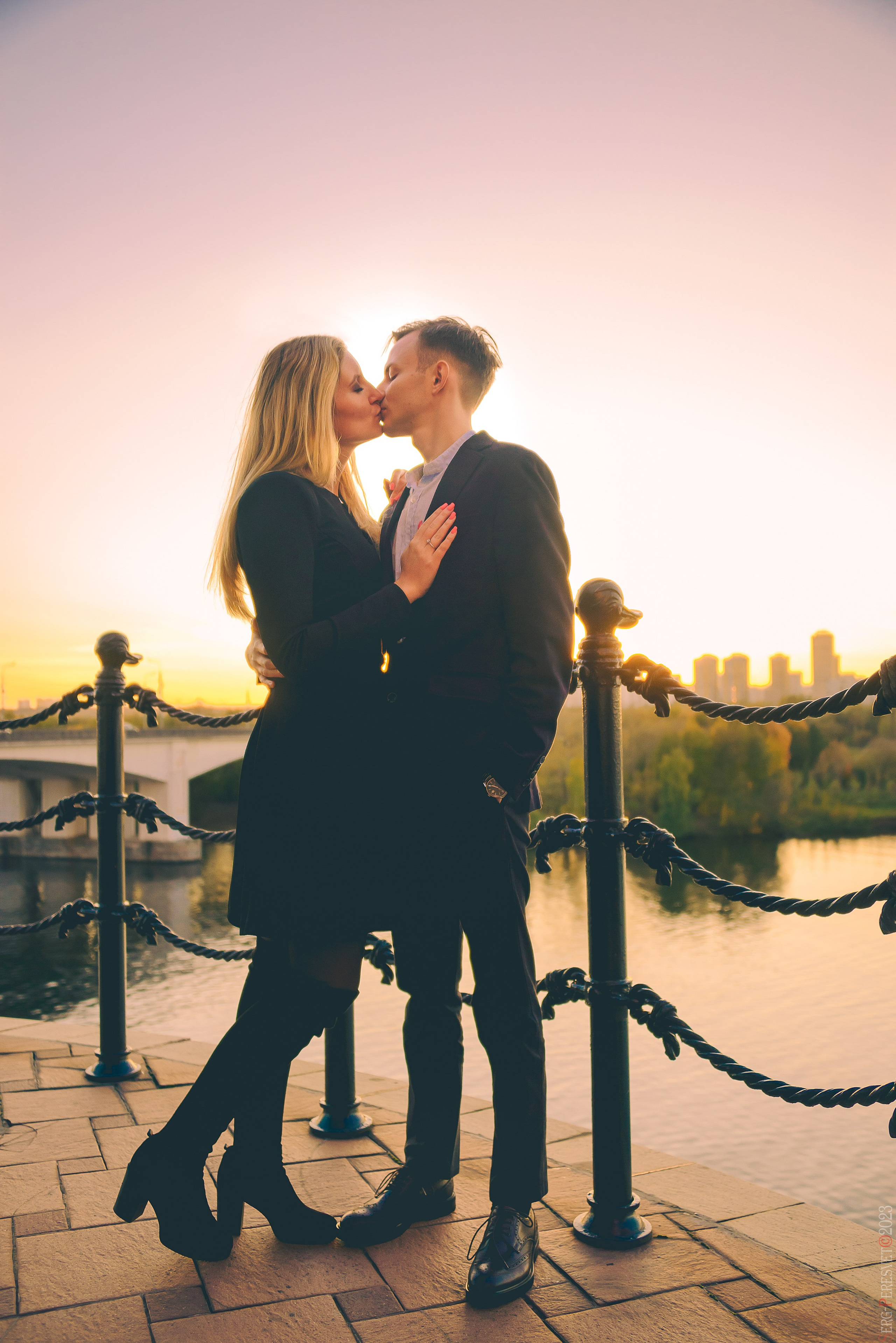 Фотосессия лав стори (love story) в Москве - Сергей Пересвет. Ваш фотограф на праздник в Москве, Раменском, Жуковском, Люберцах