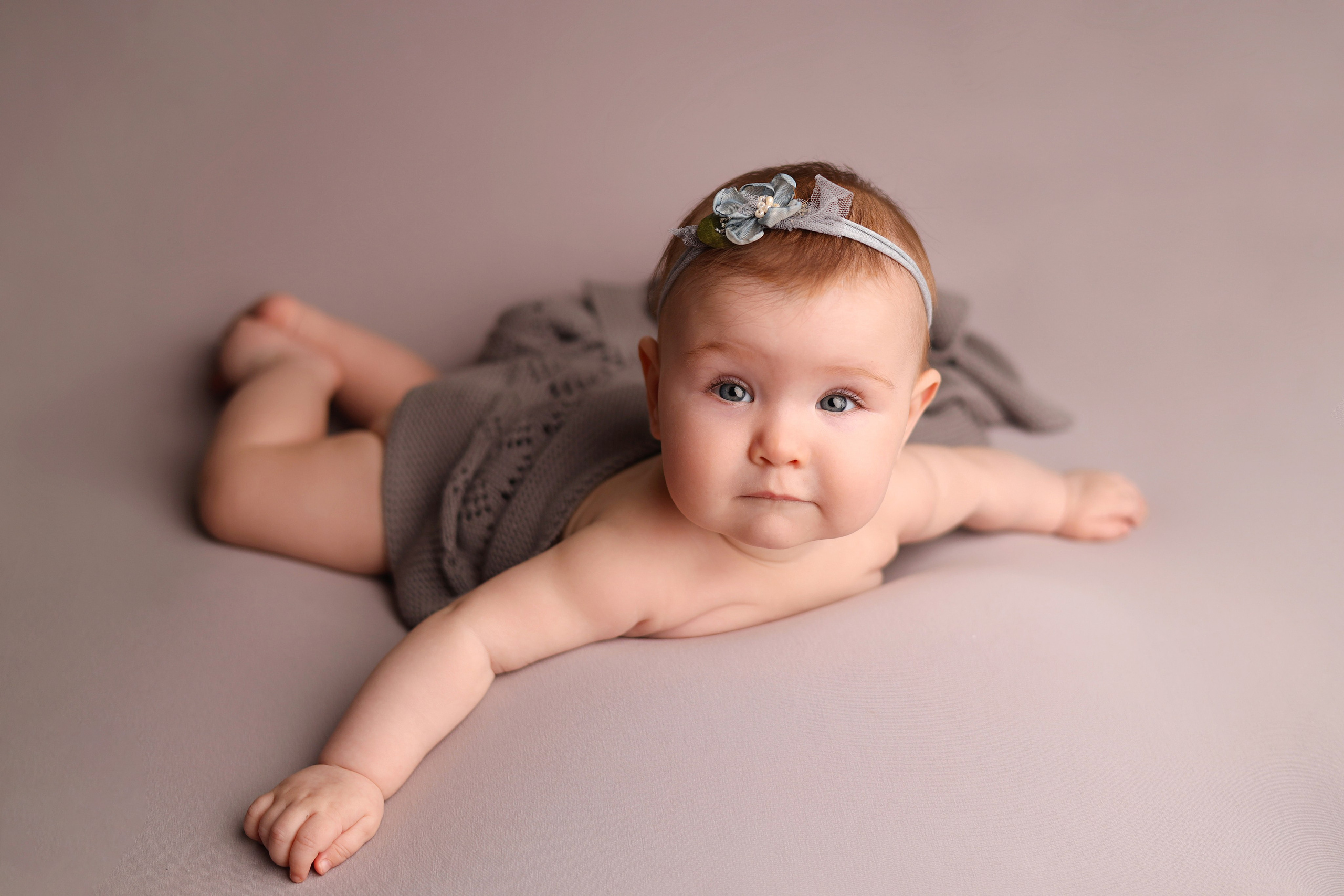 Алане 6 месяцев. Фотограф новорожденных Москва. Ньюборн фотограф Москва