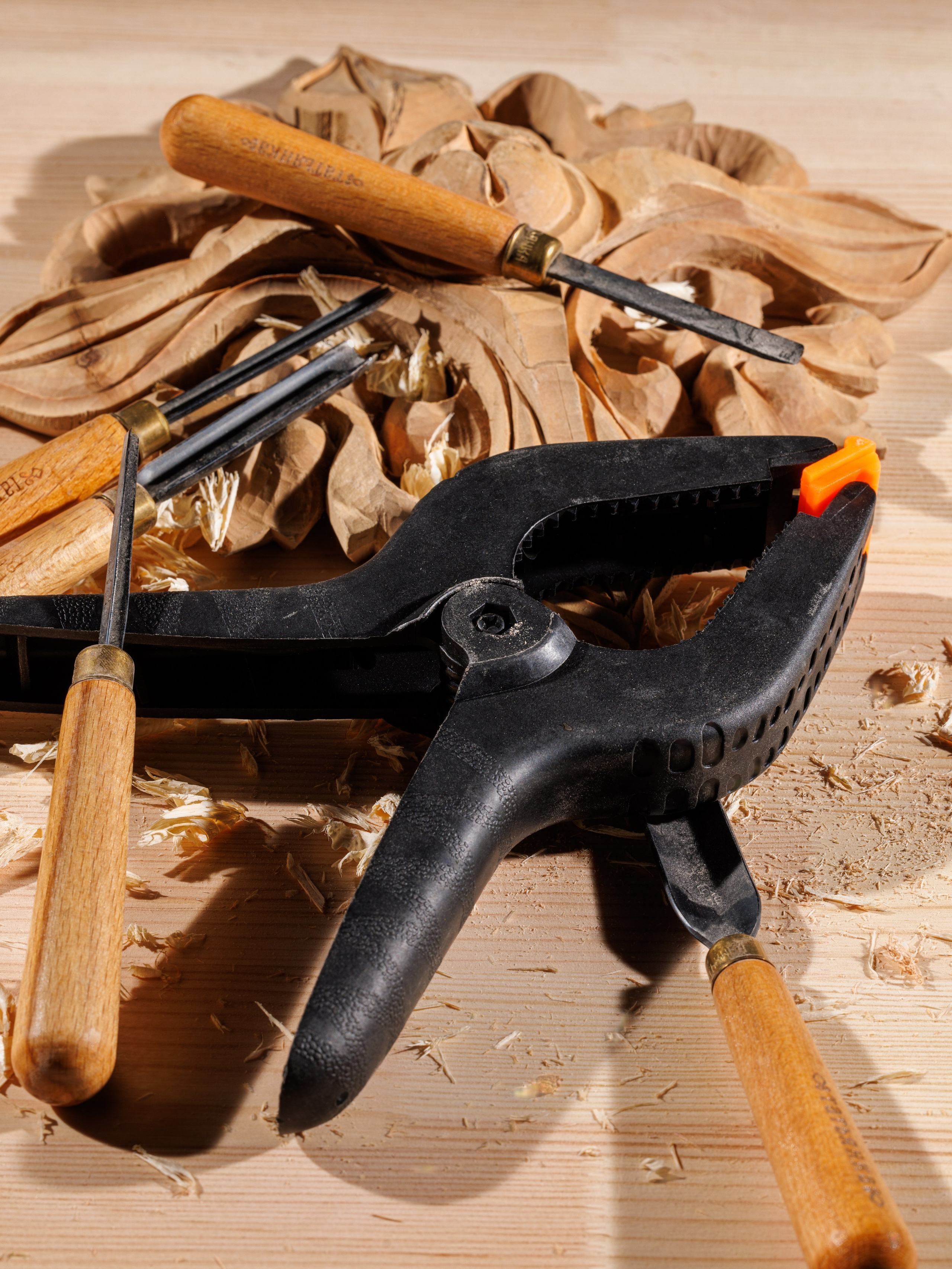 Струбцины в мастерской. Сергей Шестов фотограф из Нижнего Новгорода