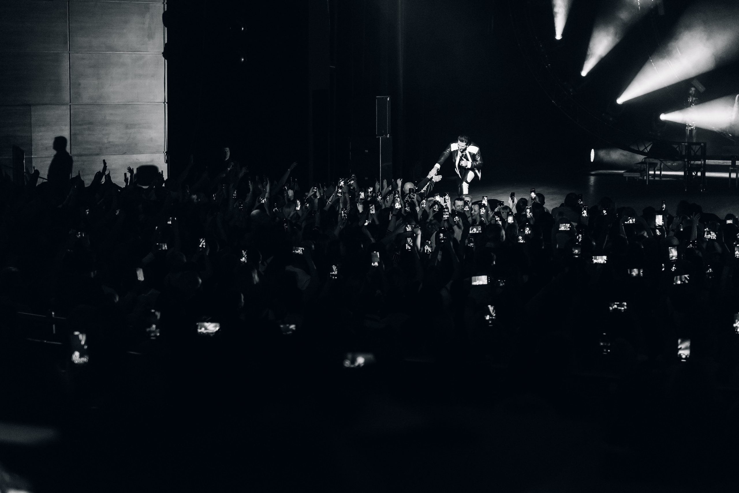 Дискотека 80-90-2000х — «Имена на все времена», Крокус Сити Холл. Бренд-фотограф для экспертов и блогеров в Москве Влада Горбовская