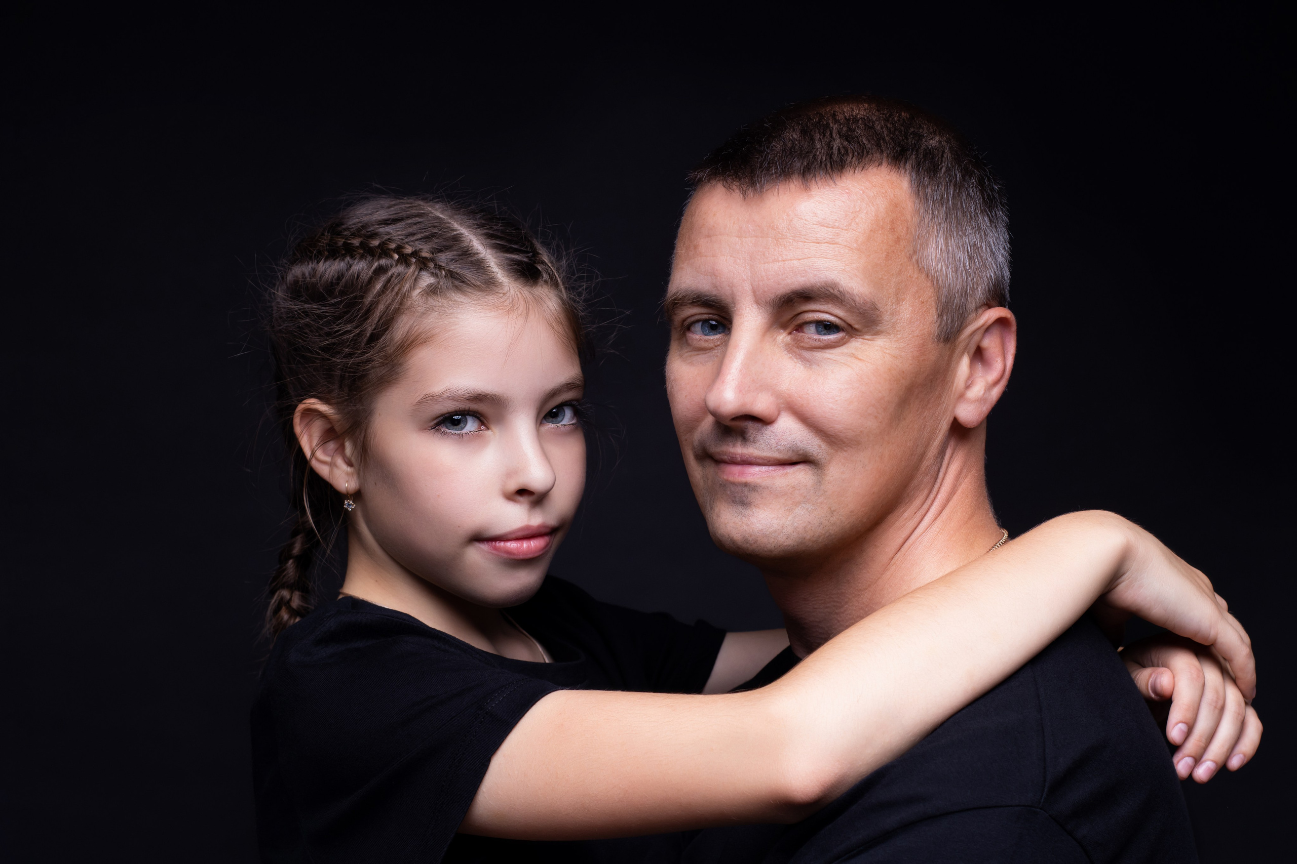 семейная фотосессия Омск, семейная фотосессия в студии Омск, фотосессия в стиле VOGUE Омск, фотограф Омск, детская фотосессия Омск, фотосессия в студии Омск, фотосессия Омск, фотосессия VOGUE Омск, детская фотосессия в студии Омск, малыши до года Омск, фотосессия малышей до года Омск, фотосессия малышей до года в студии Омск, фотосессия годика Омск, День рождения Омск, фотосессия годик Омск , чёрный фон Омск, фотосессия на чёрном фоне Омск, детская фотосессия на чёрном фоне Омск, семейная фотосессия на чёрном фоне Омск,пакет Наследие Омск, семейный портрет на чёрном фоне в профиль Омск, фотография на черном фоне Омск, портрет на черном фоне Омск, Наследие Омск, фотосессия Наследие