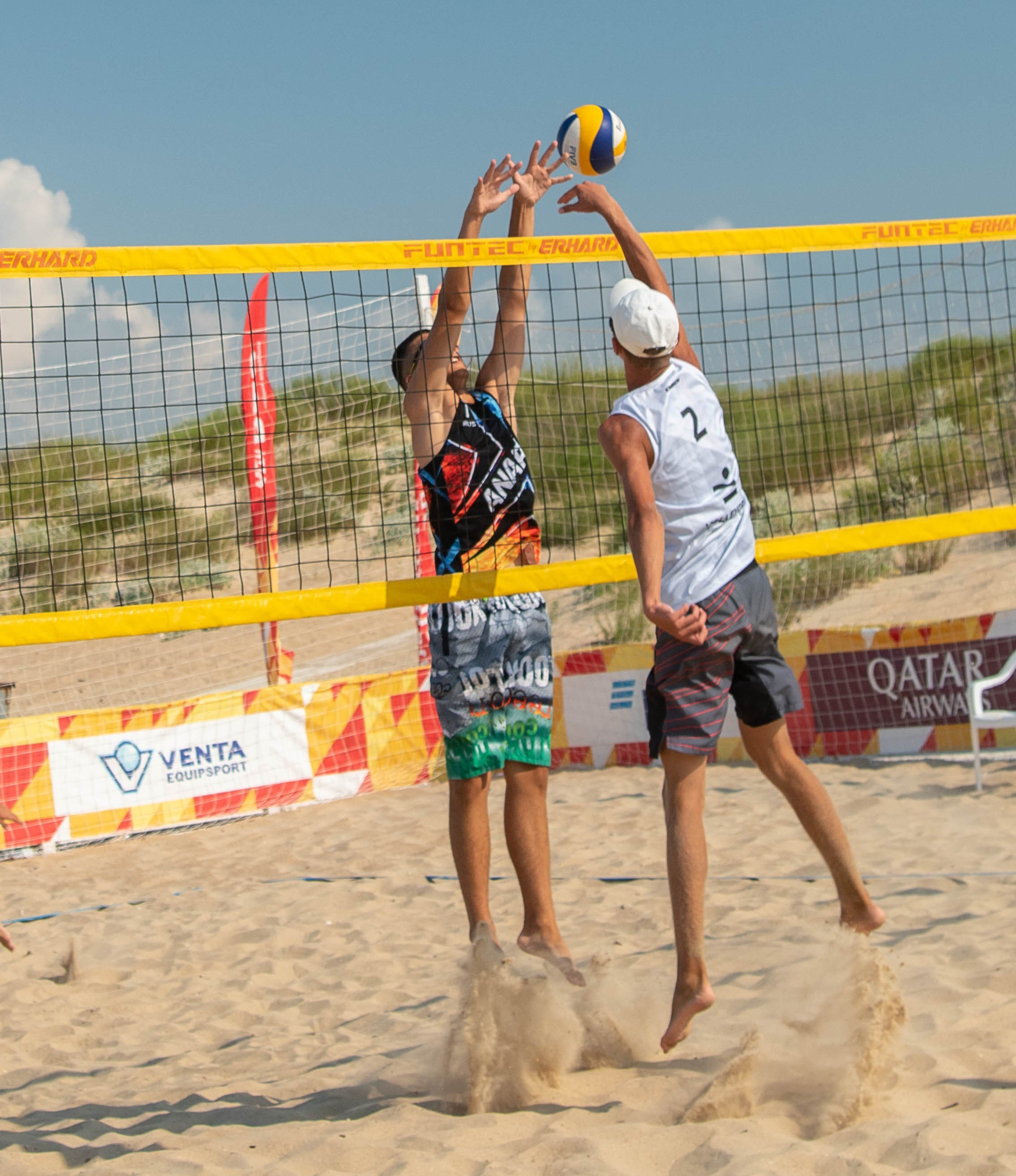 Пляжный волейбол. Профессиональный спортивный фотограф в Санкт-Петербурге
