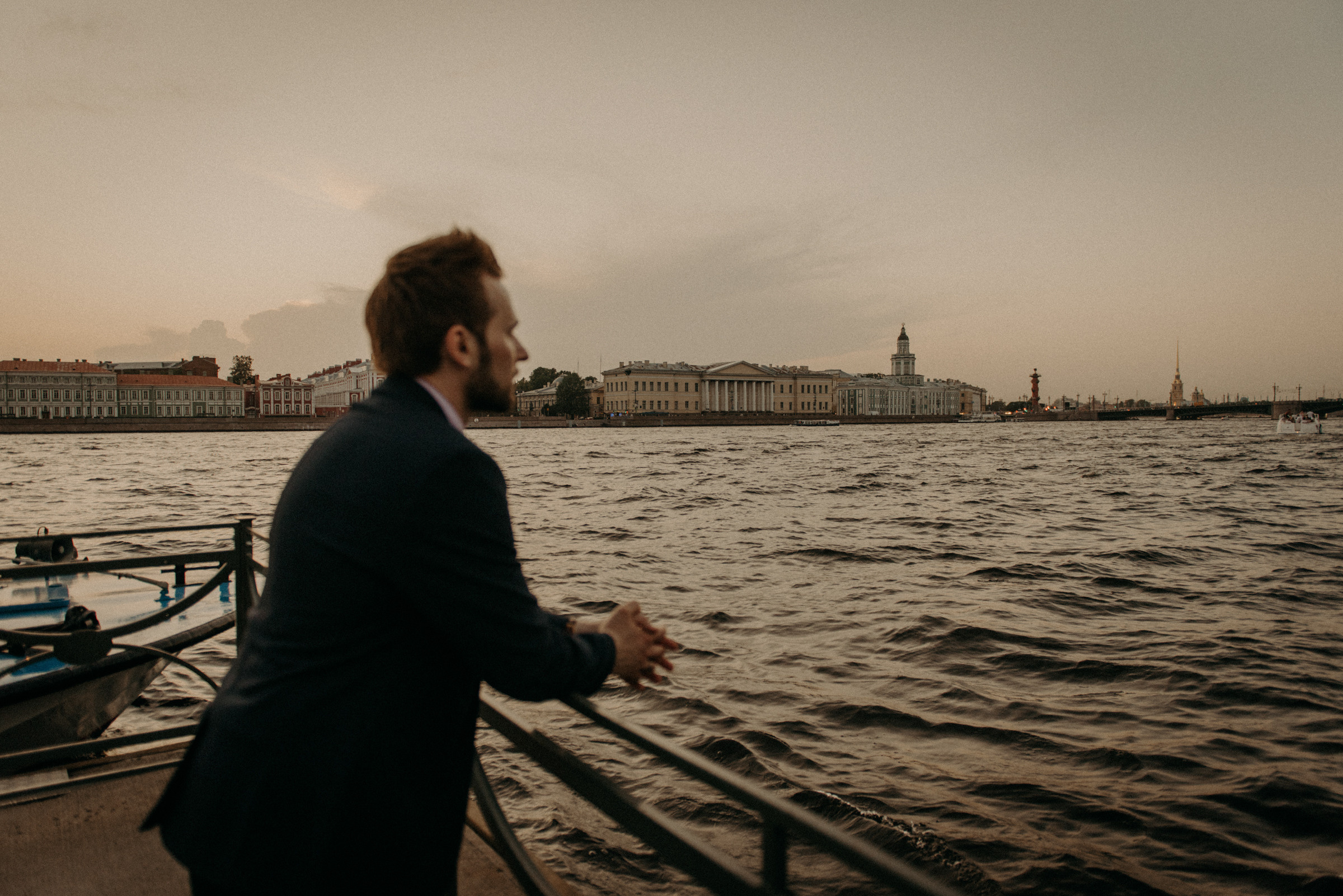 фотограф на свадьбу СПб, свадебная фотосессия на закате