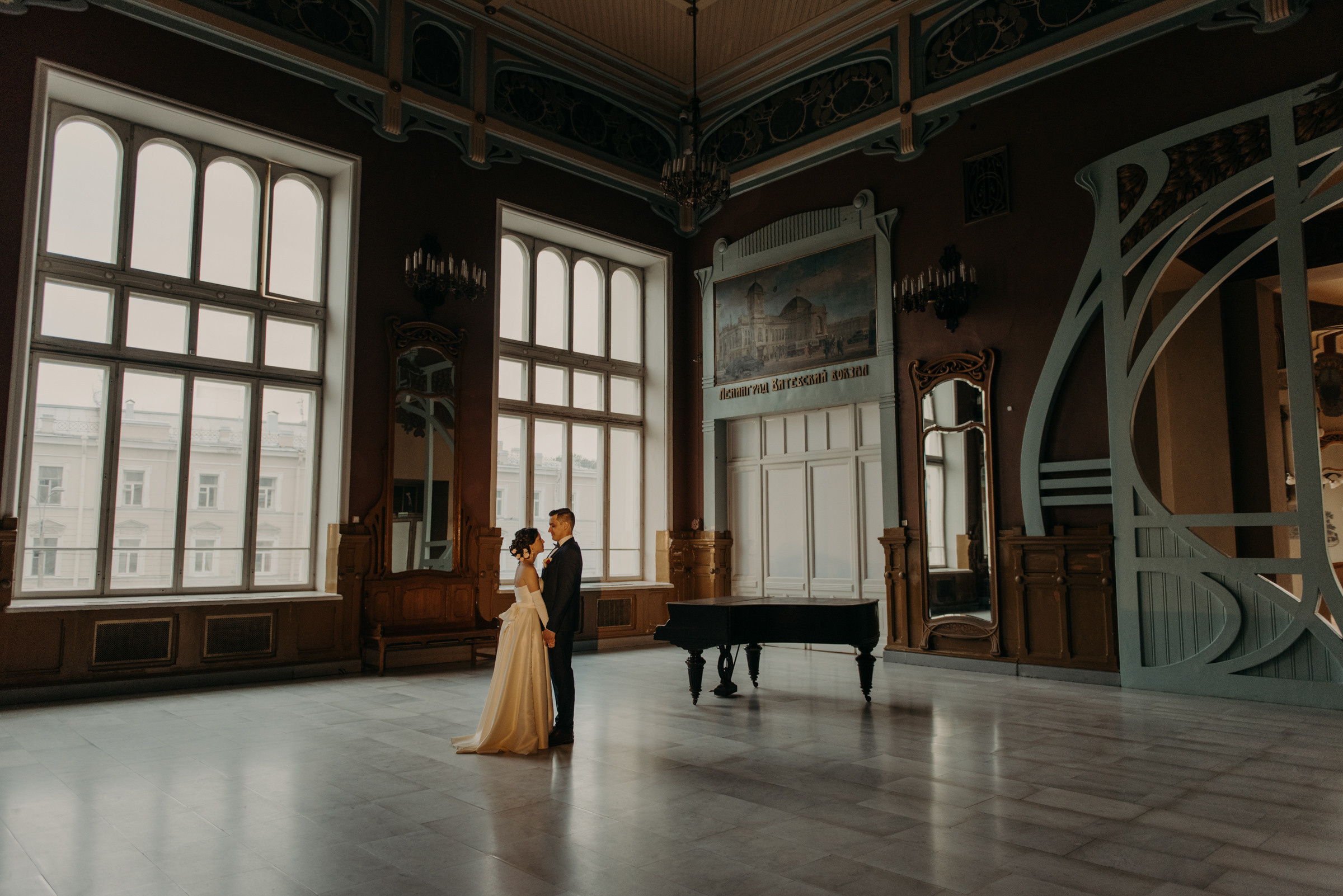 свадебная фотосессия на Витебском вокзале