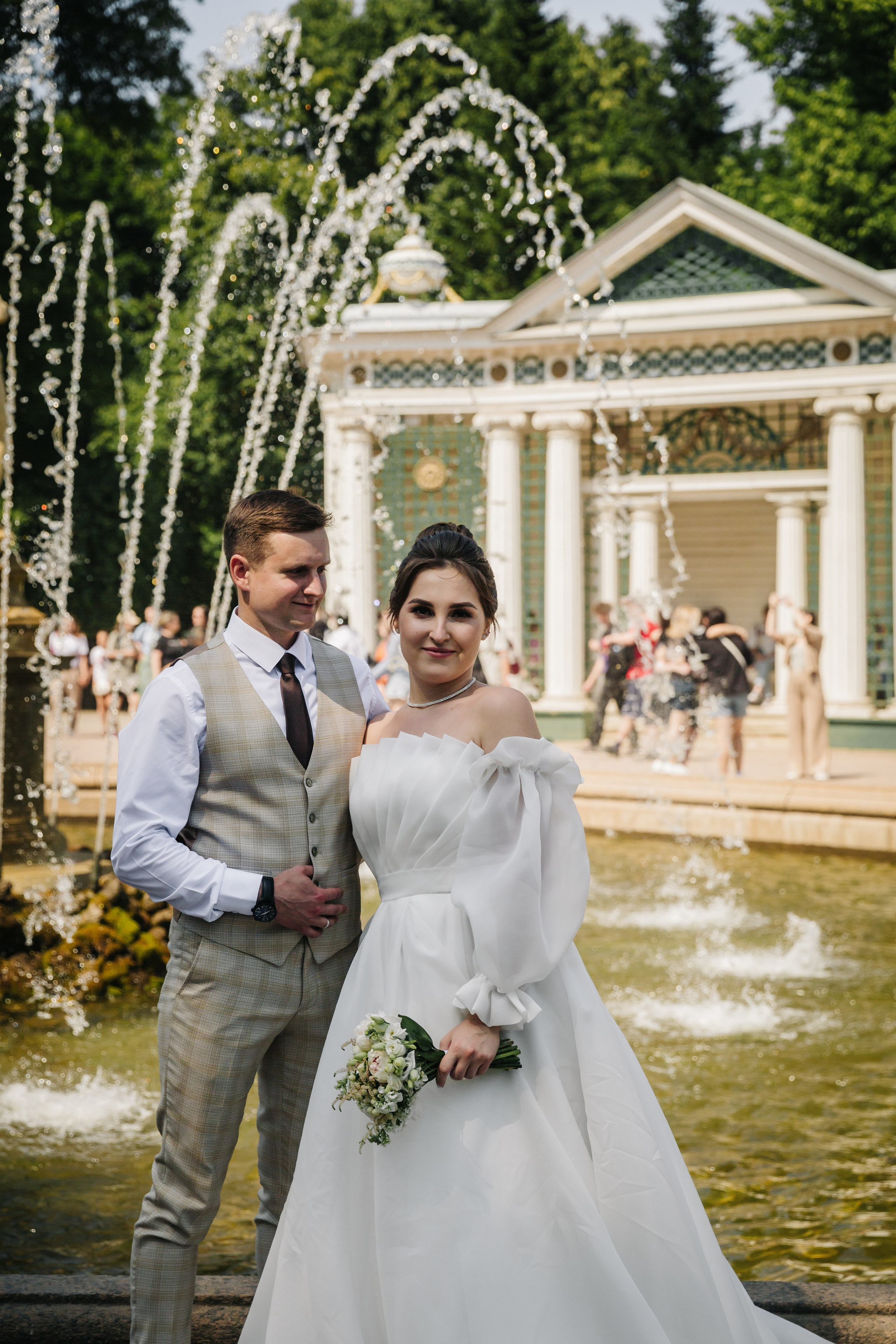 ДВОРЕЦ № 4 Петергоф | Июль, Нижний парк. Свадебный фотограф в Санкт-Петербурге Полина Корзухина