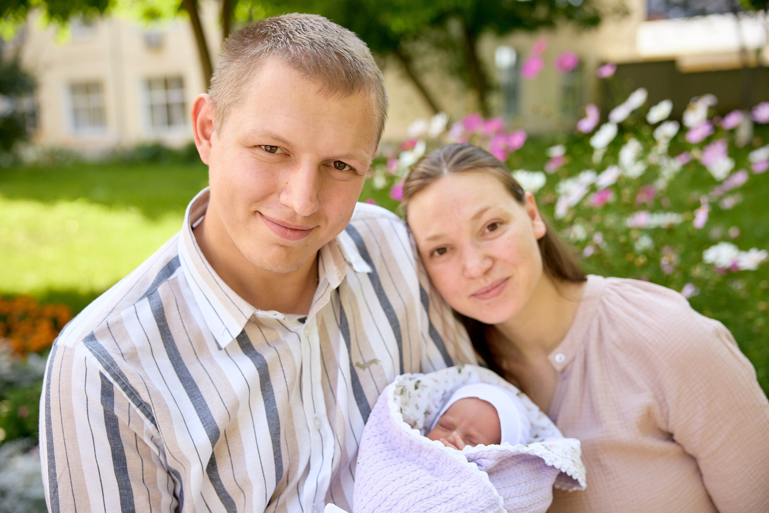 Выписка из роддома. Предметный и репортажный фотограф Алексей Кротов