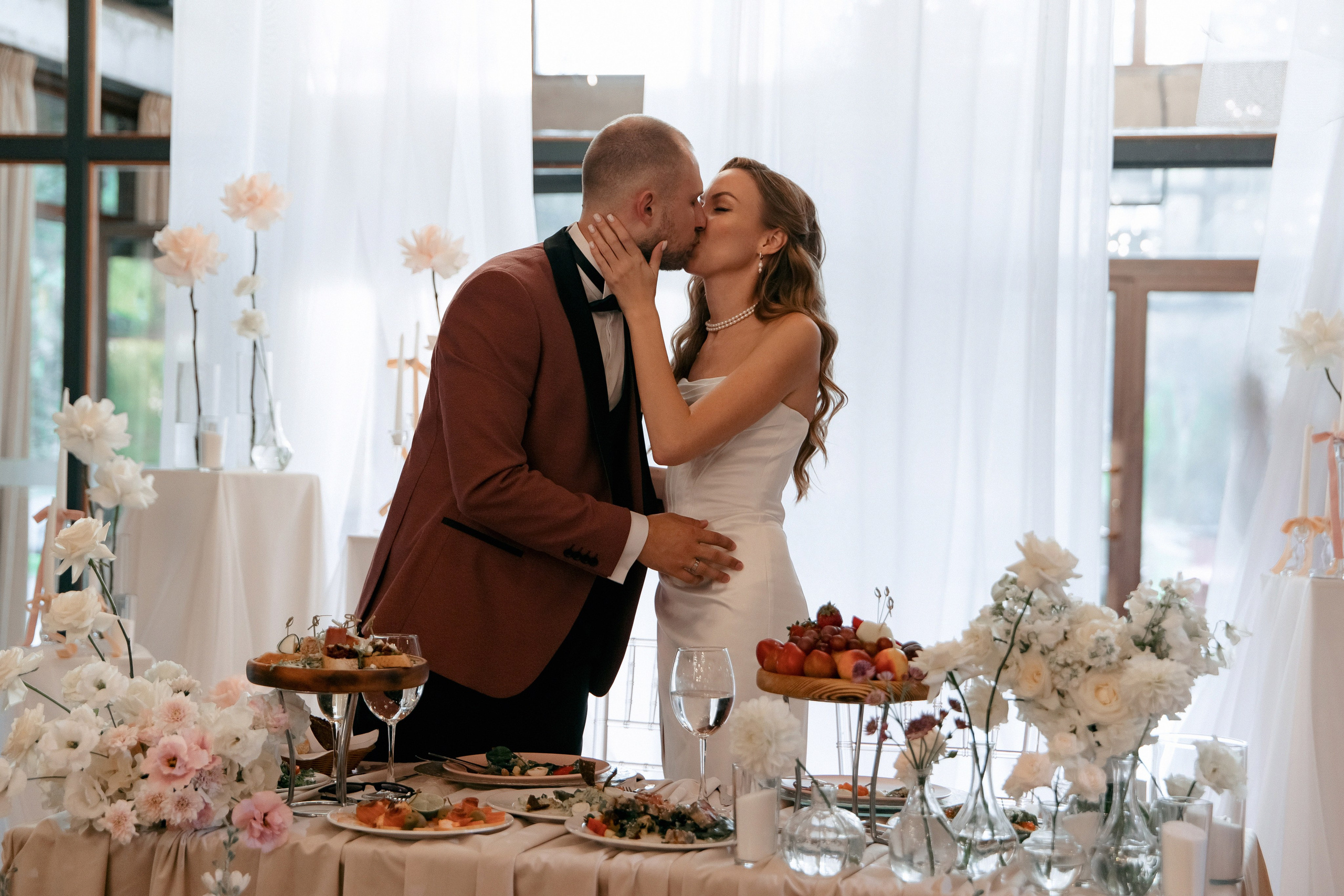 Золотая осень Андрея и Дарьи в Art Village Club. Свадебный фотограф Москва