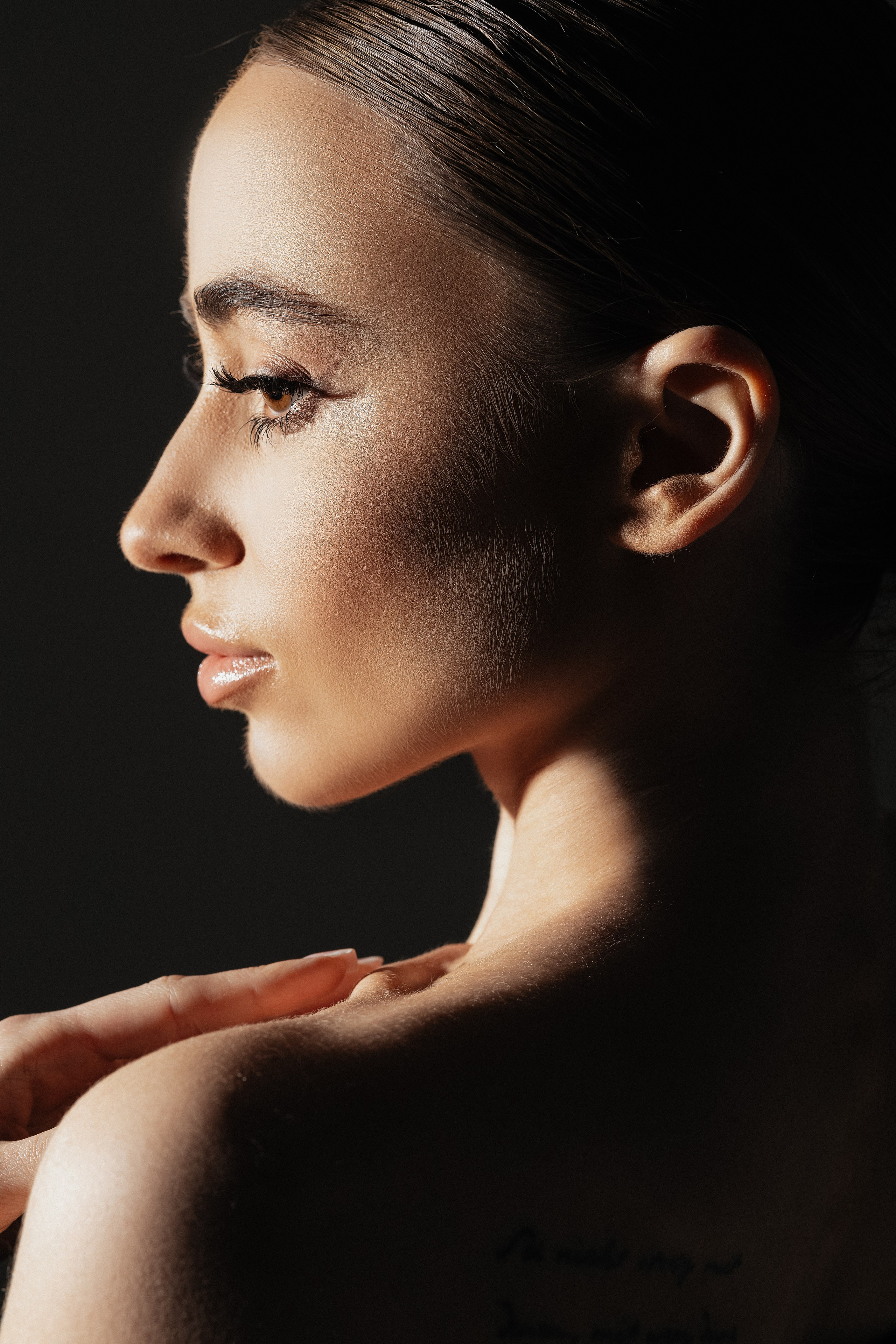 Женский портрет в студии. Фотограф Минск