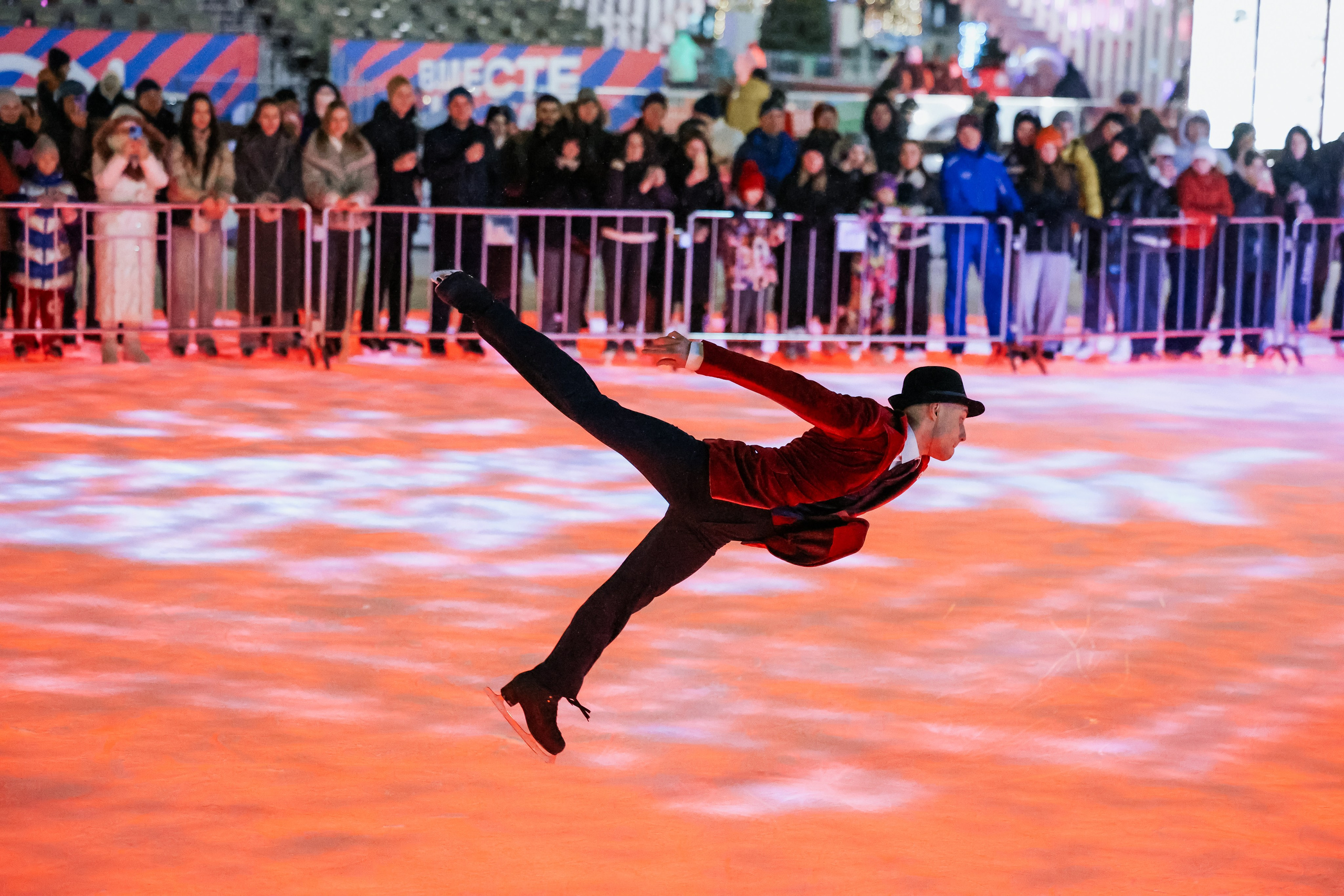 Ледовое шоу ВДНХ проект Московское чаепитие. Фотограф и видеограф Анна Домашенко