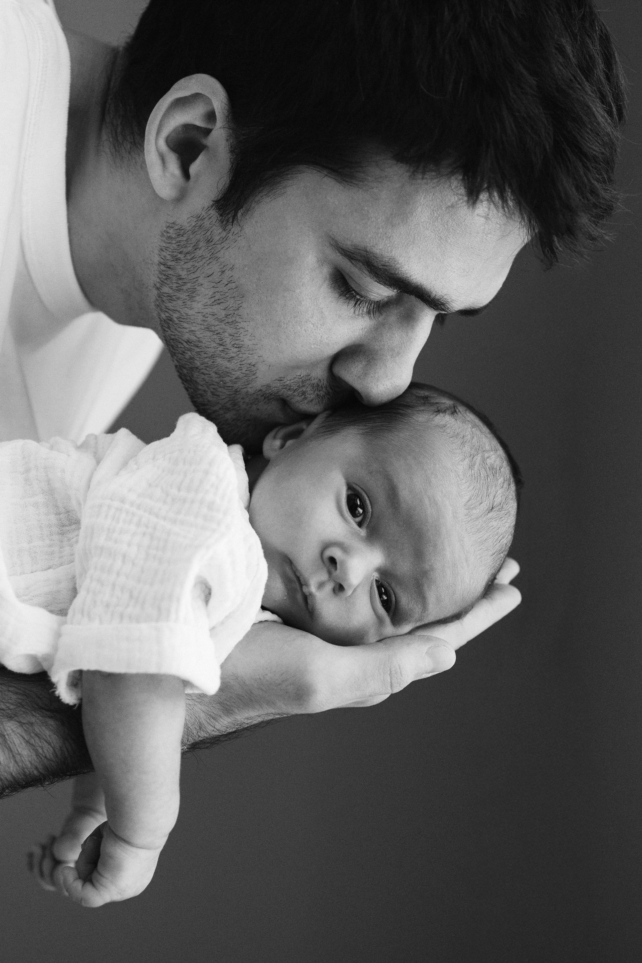 Диана, Рустам, Дамир, домашняя newborn. Семейный фотограф в Москве Марина Петра