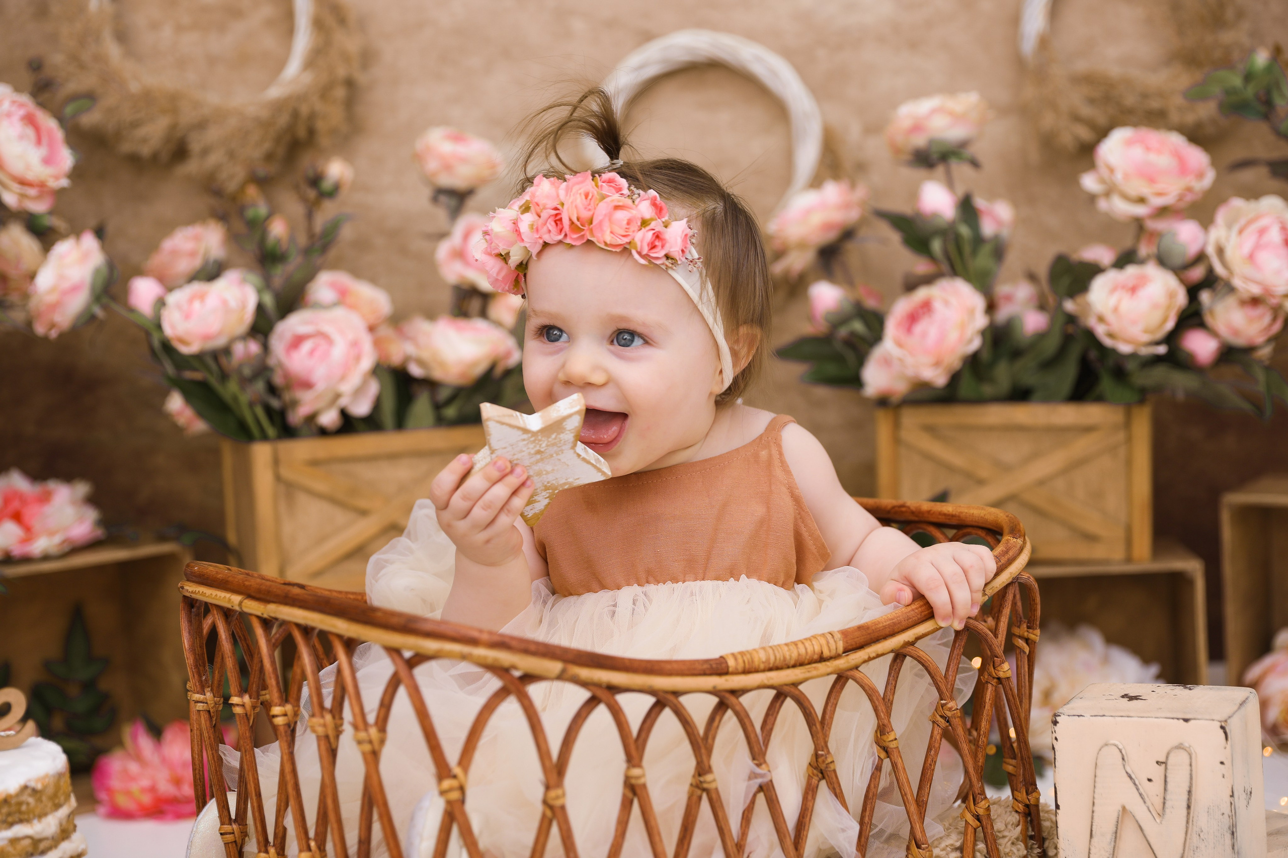 ГОДОВАСИКИ. Photographer Viktoriya Markushina «My world throug»