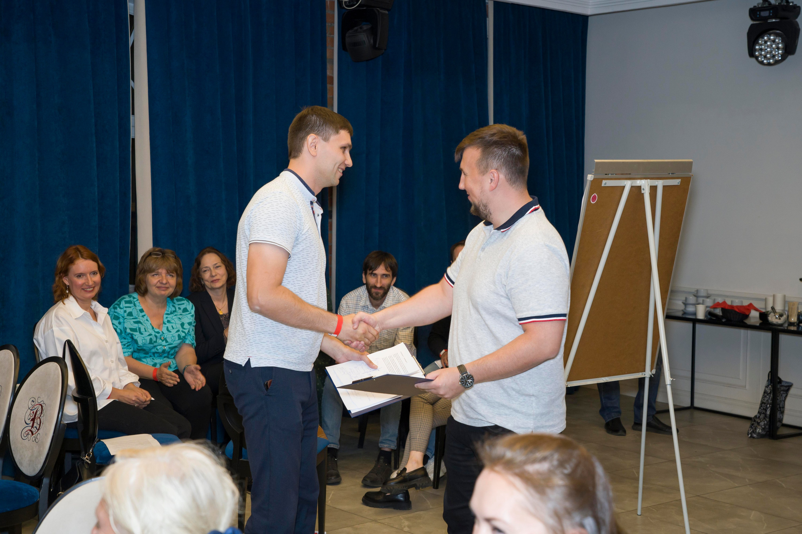 Семинары, тренинги, квизы. Фотограф в Санкт-Петербурге. Репортажная и все съёмки для бизнеса