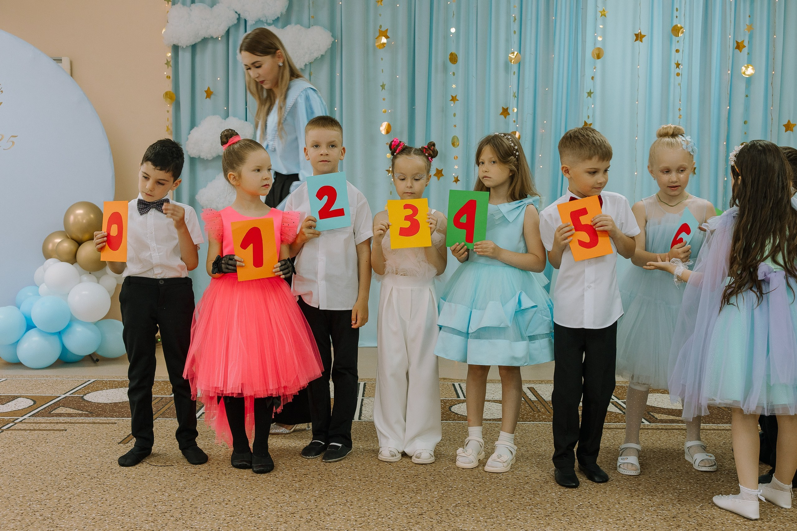 Выпускной в ДС -29. Выпускные альбомы Натальи Бутко: Новороссийск, Анапа, Геленджик