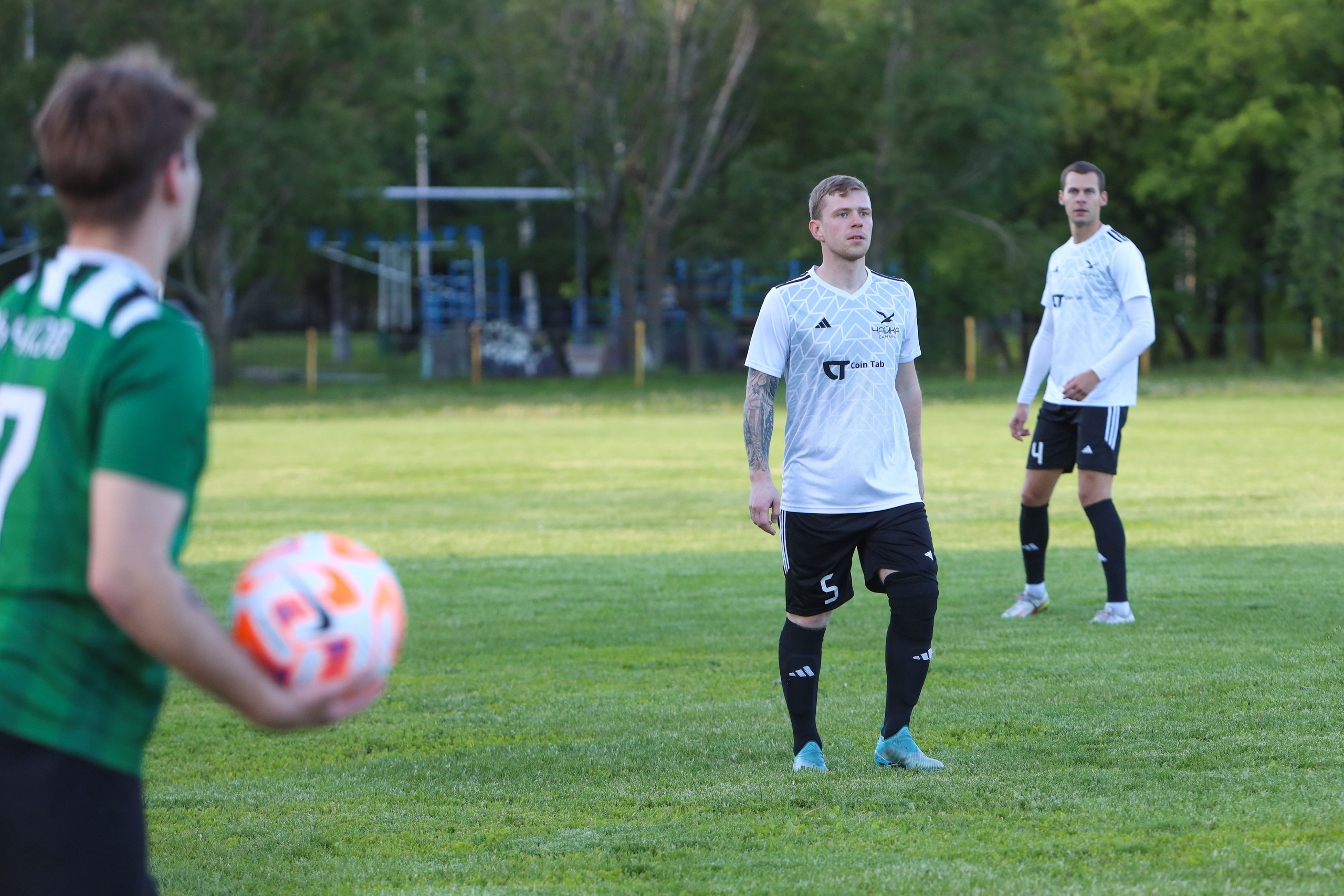 Чайка — Торпедо. Взрослое первенство города по футболу. Спортивный фотограф в Самаре
