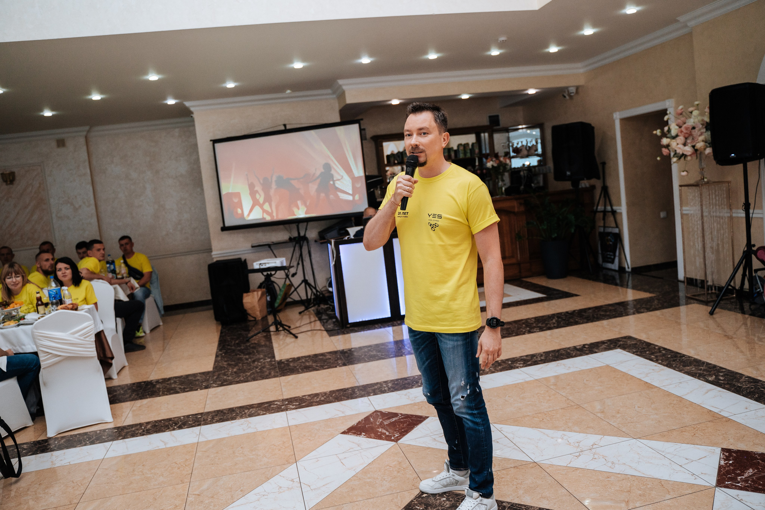 Yes Holding. Свадебный фотограф в Симферополе