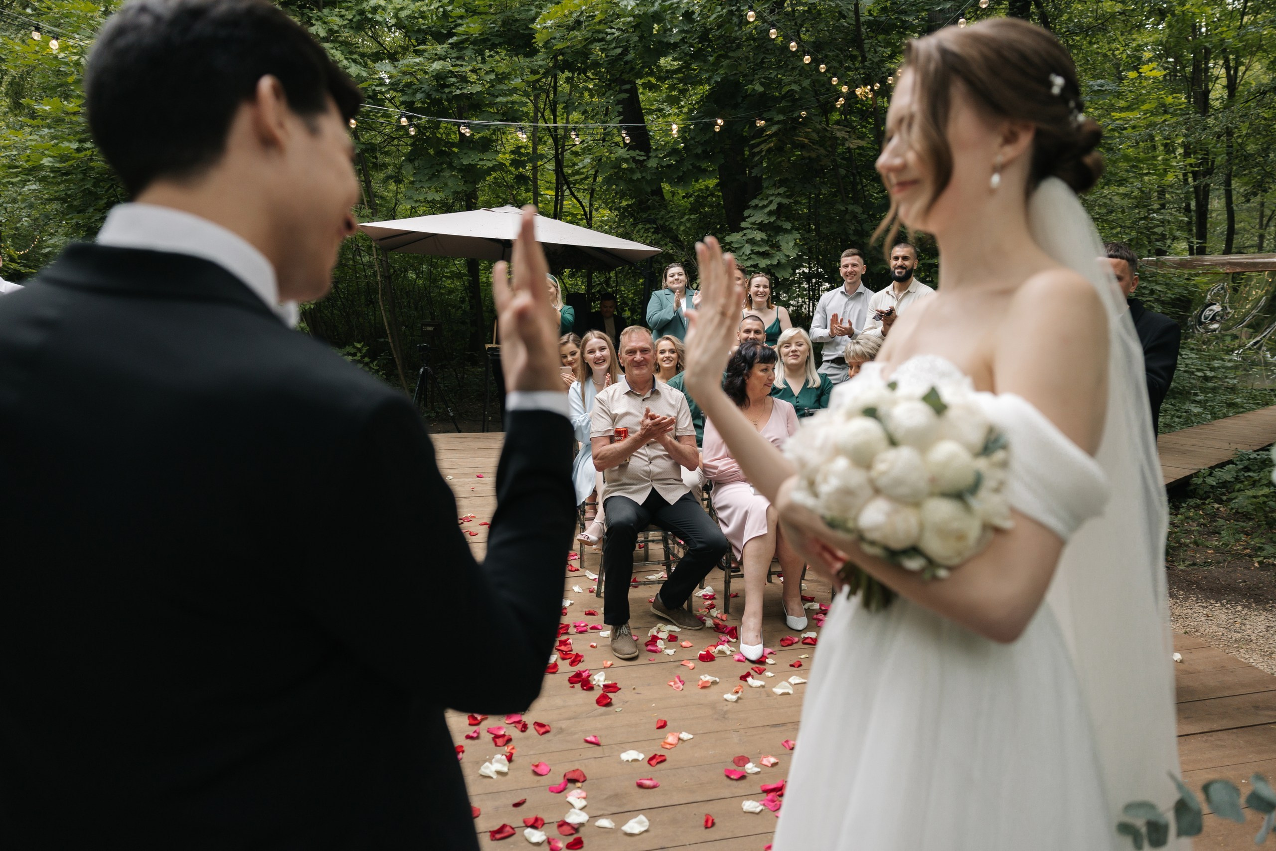 -Давай сделаем вид, что мы нормальные? -НЕТ. Свадебный фотограф Москва Мотеюнайте Виктория