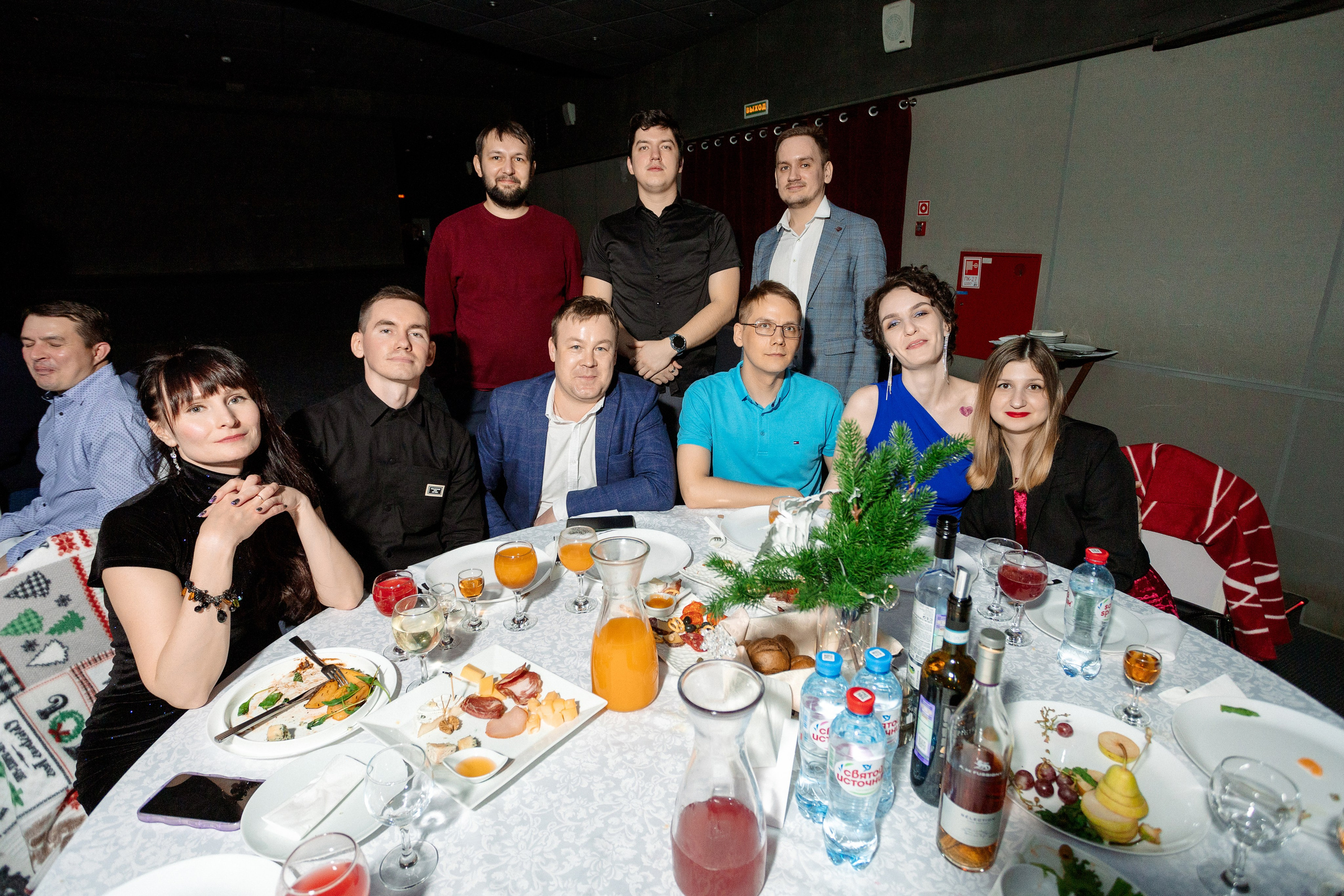 РЕПОРТАЖ: НОВЫЙ ГОД В ДК МЕТАЛЛУРГ. Профессиональный фотограф в Ижевске Леша Петров