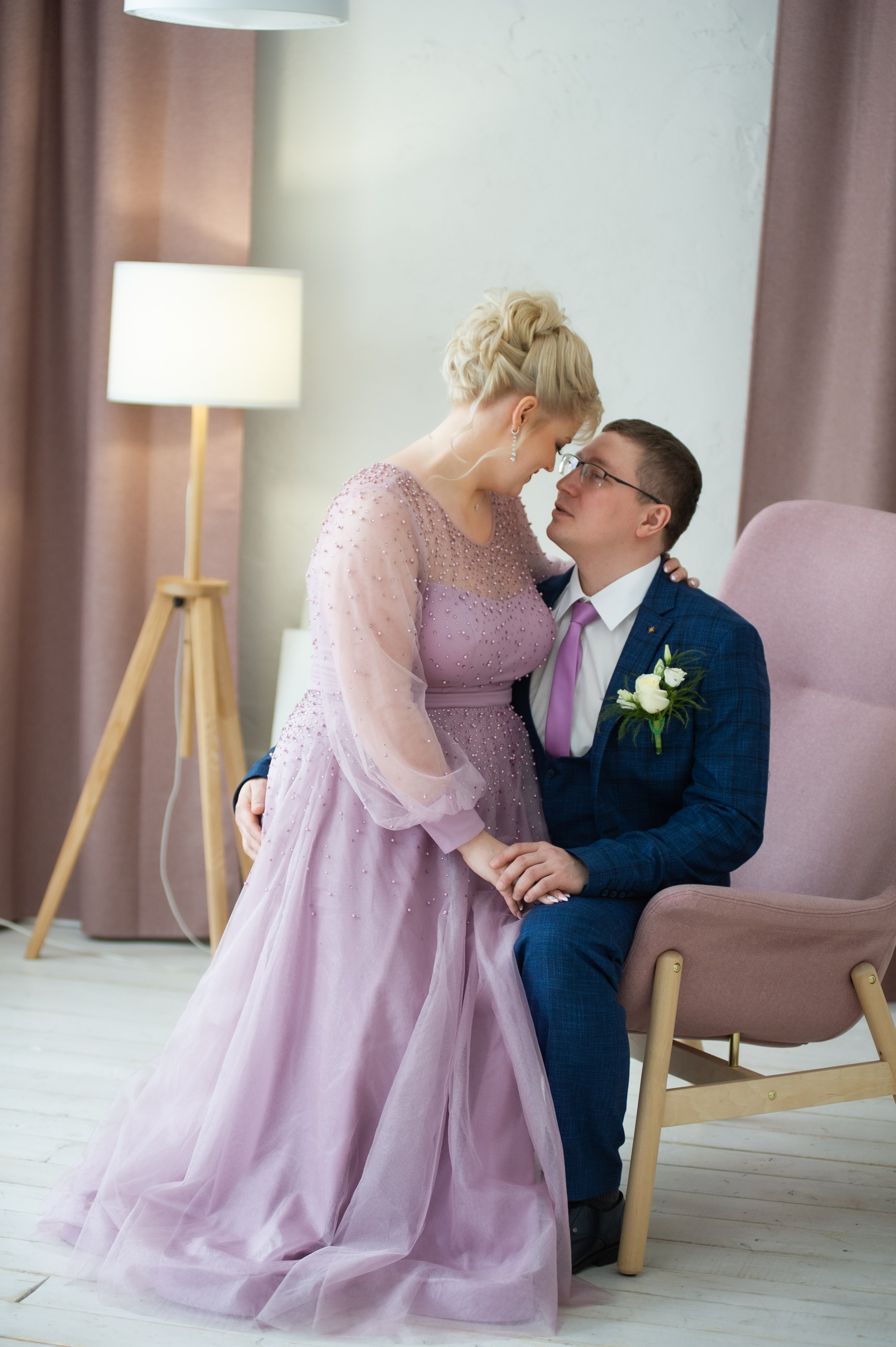 Илья и Елена. Семейный и женский фотограф, контент фотосессия в Екатеринбурге