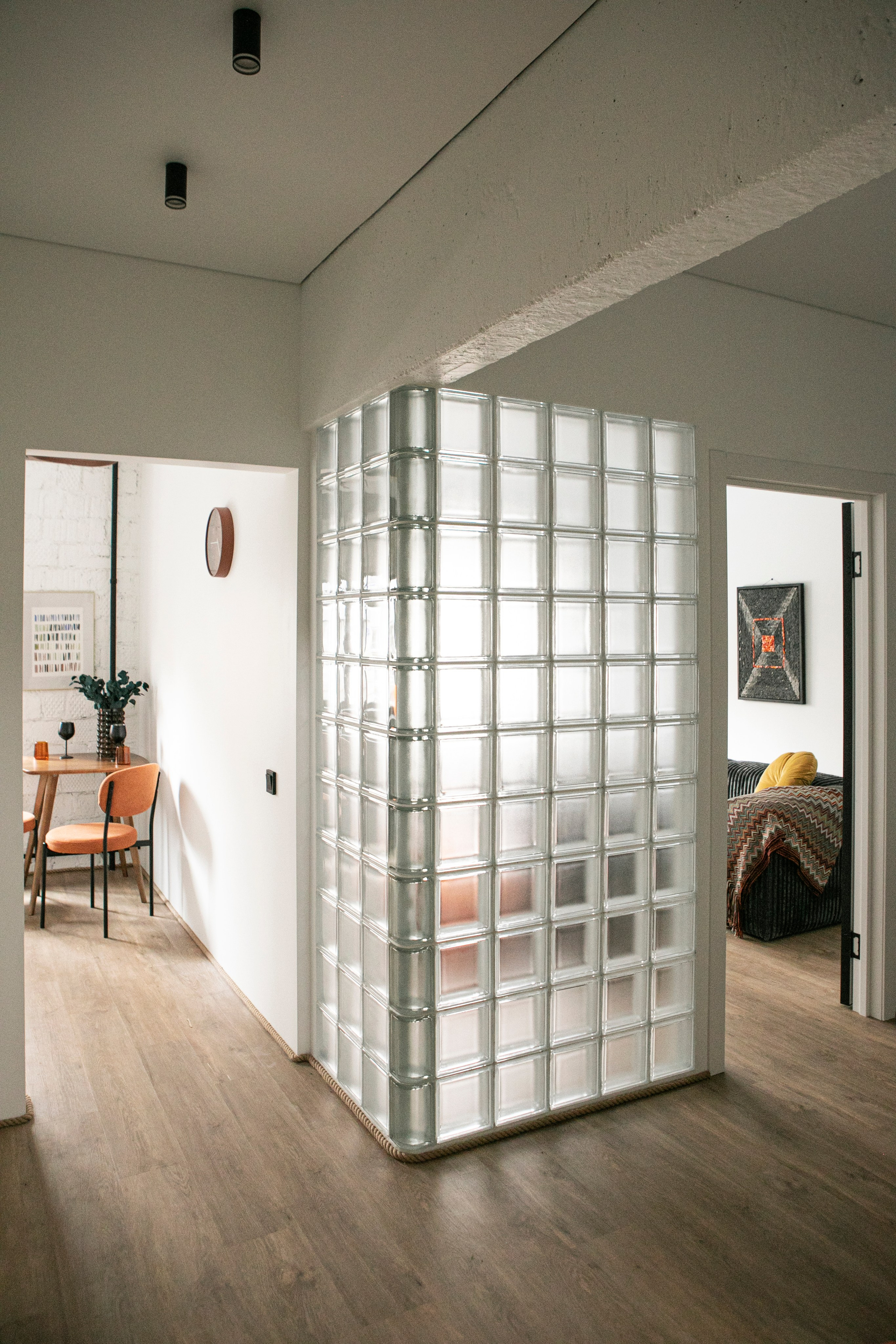 Суворовская 33. Ольга Пилант. АРТ, бэкстейдж, свадебная и семейная фотография, городской портрет, интерьерная фотография