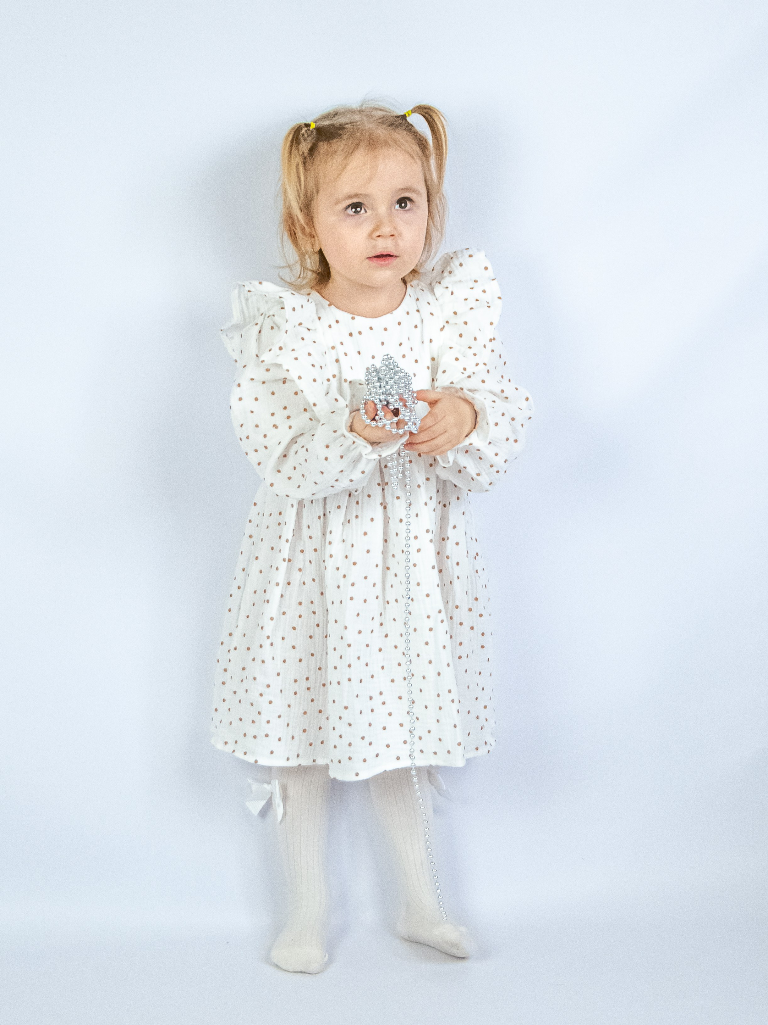 Фото на моделях. Предметный фотограф для маркетплейсов в Раменском