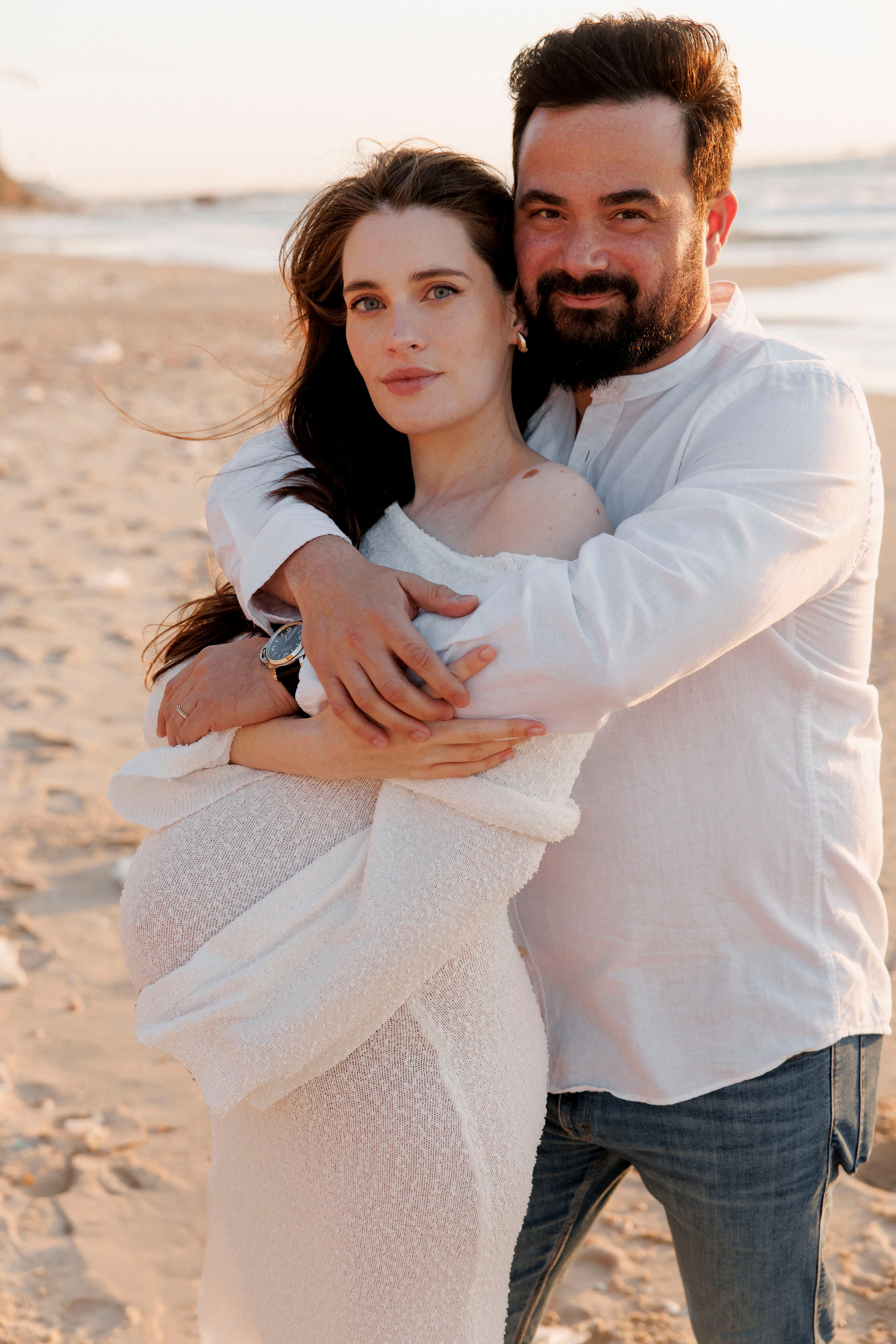 Pregnancy photoshoot (home/park/beach). Главная