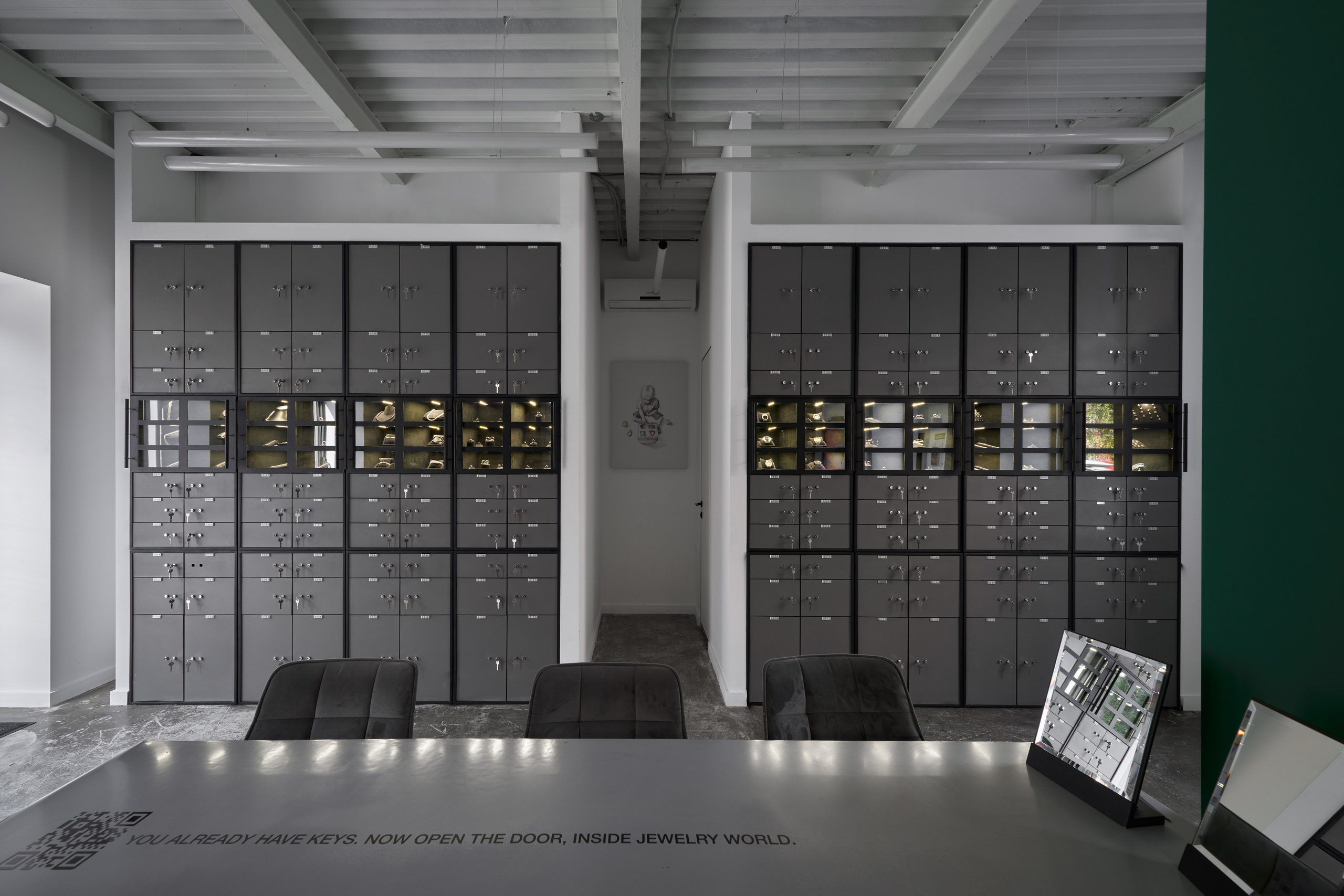 MOZI J. Главная