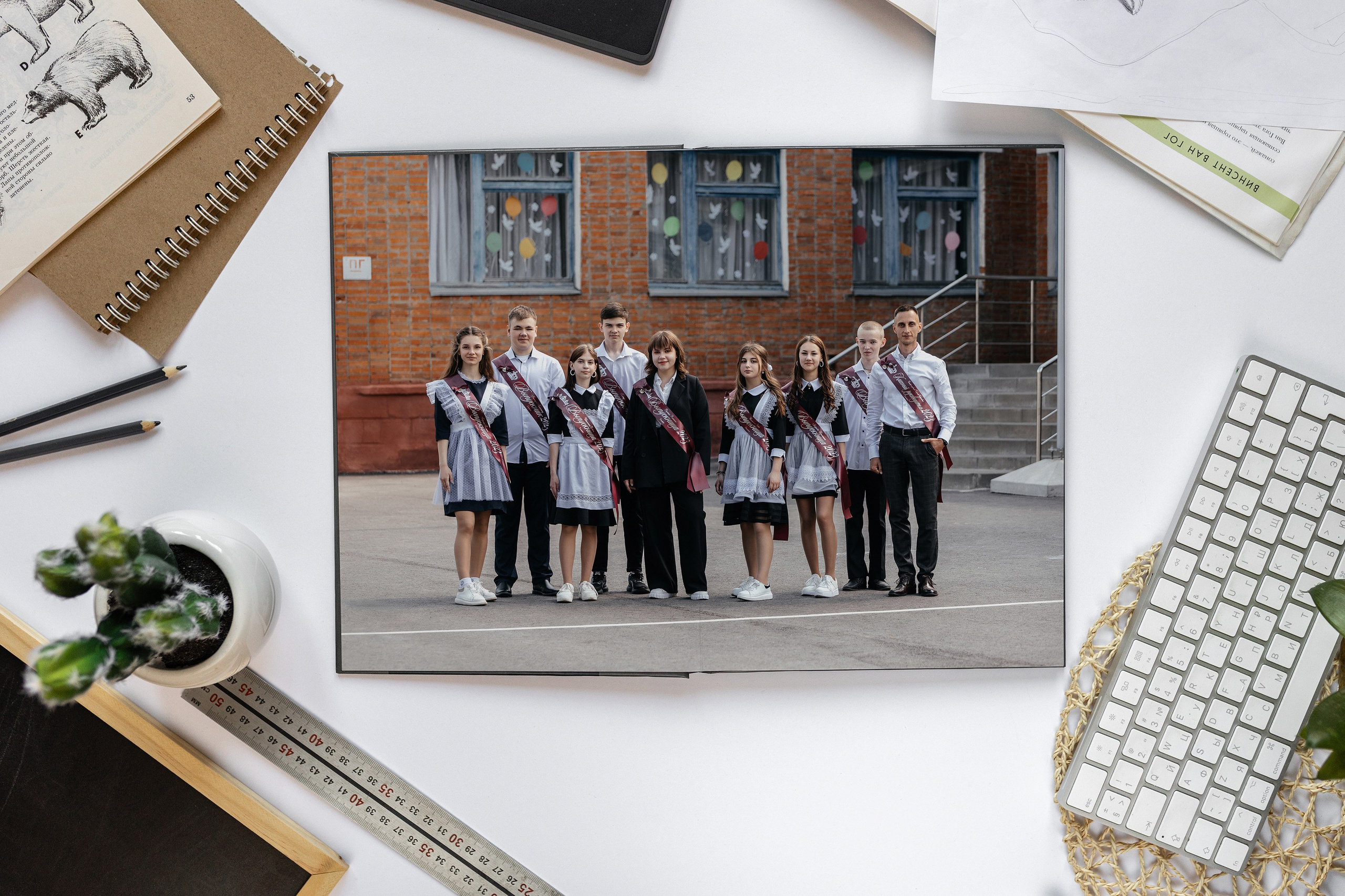 Фотокниги для старшеклассников. Студия детской игровой фотографии COLOUR