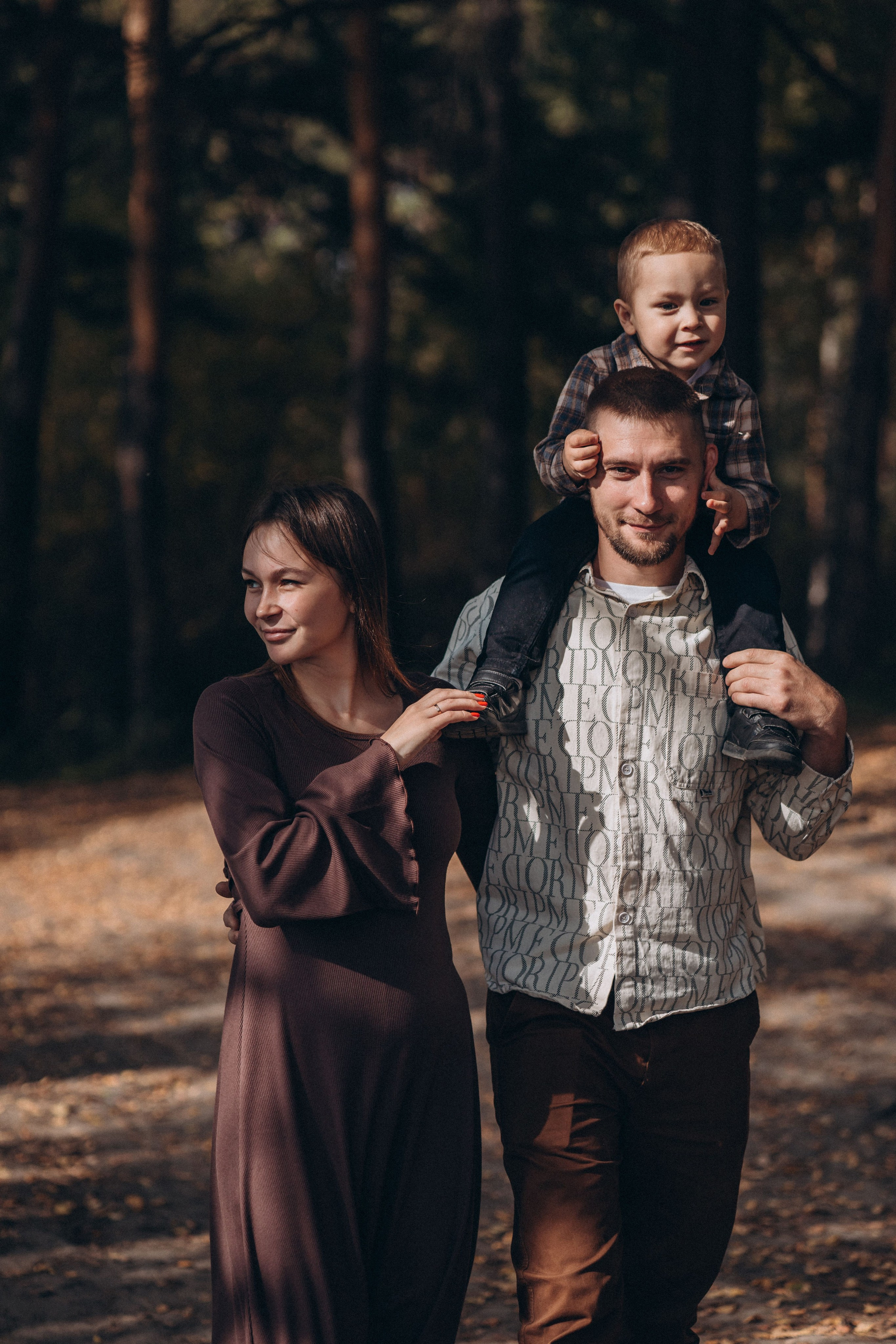 Семья Колесниковых. Семейный фотограф Нижневартовск Тюмень Ефимова Ирина