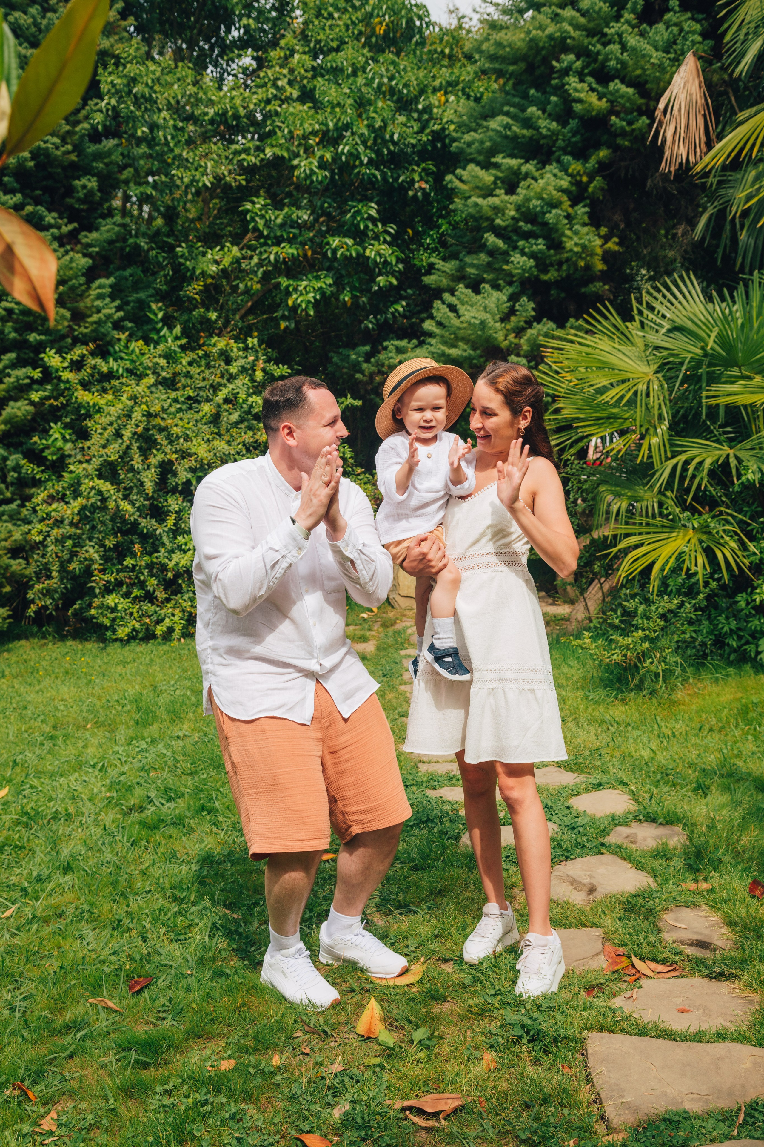 Дима, Ляйсан и Миша на Ривьере (Май 2025 г.). Фотограф Сочи, Адлер, Красная Поляна — Вероника Радченко