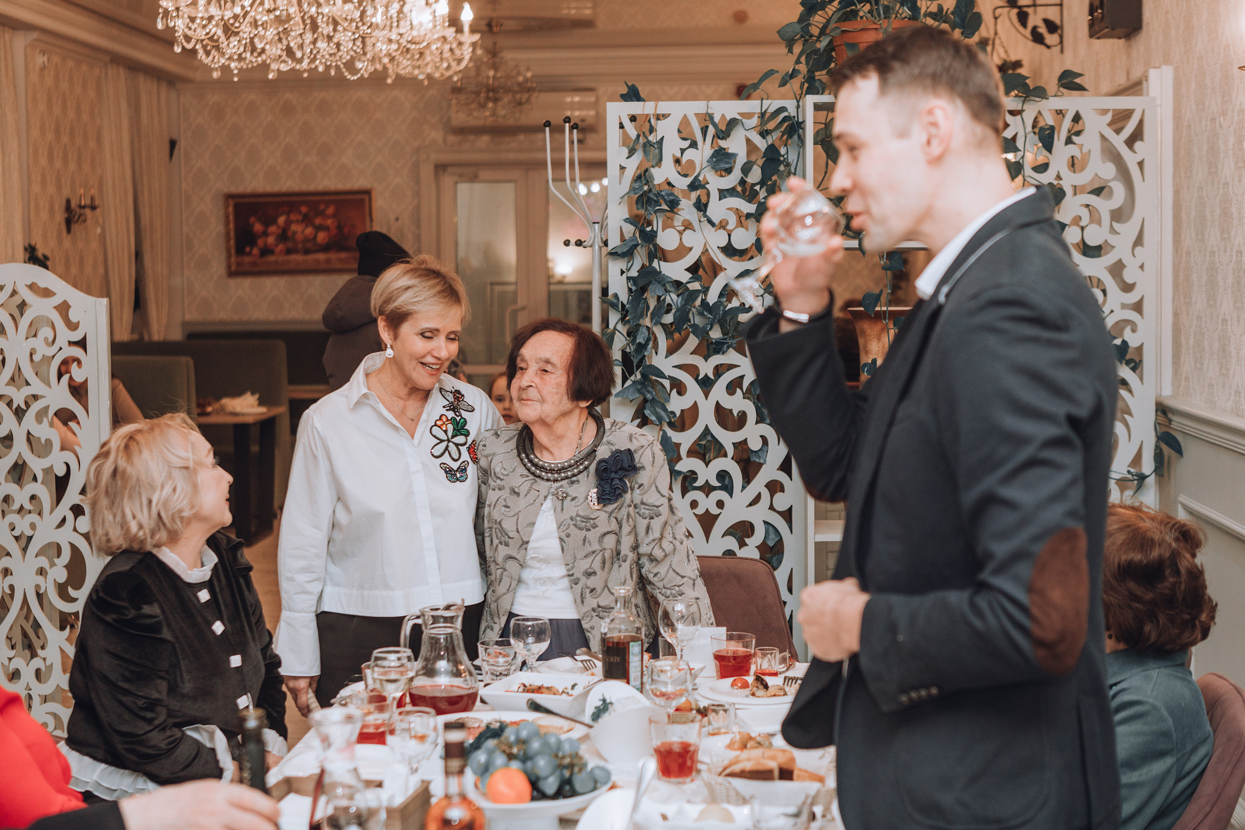 90-летний юбилей Сары Вагаповны. Фотограф в Санкт — Петербурге Анна Конофало