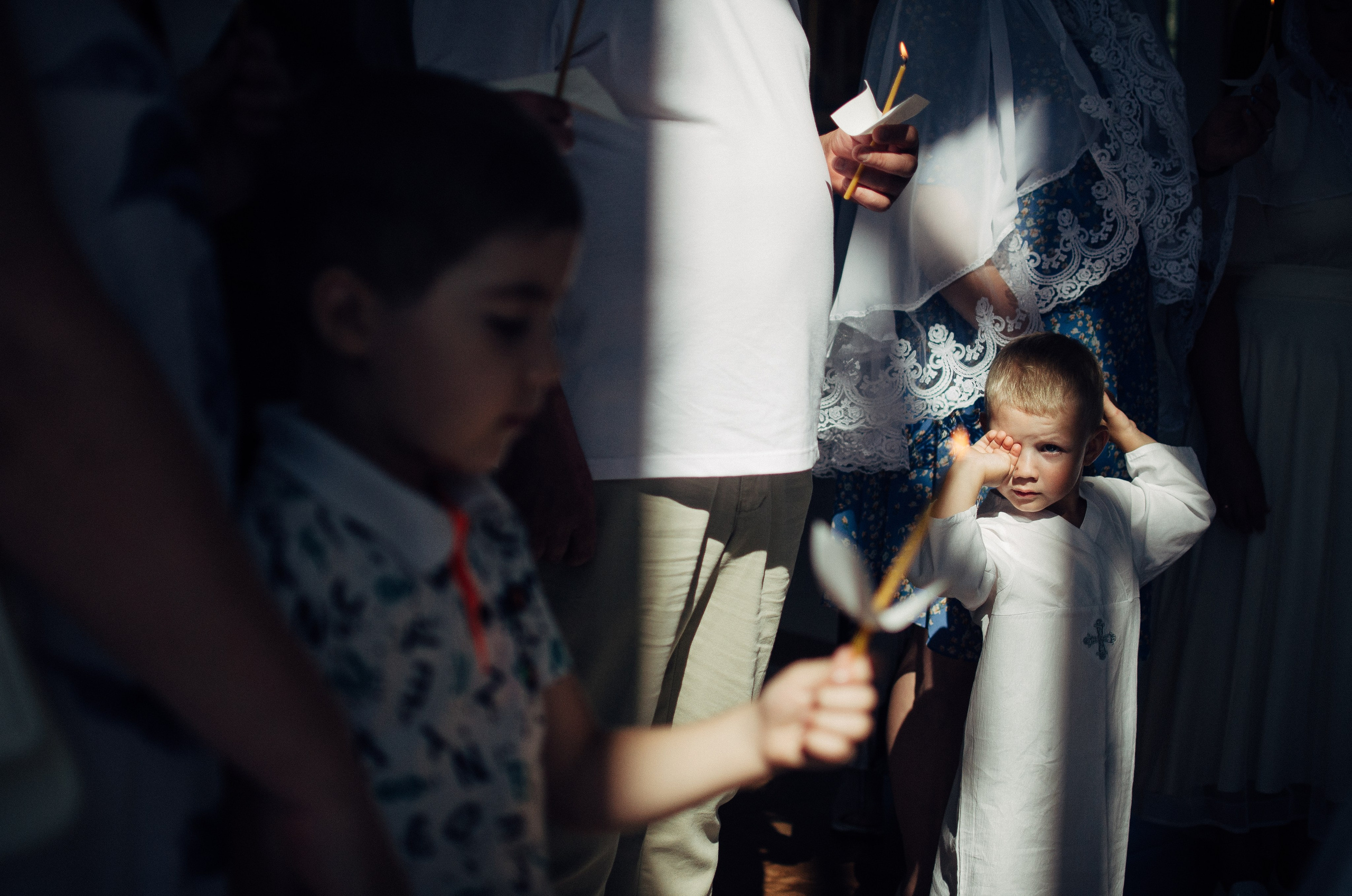 Крещение Андрюши — Трогательные моменты в фотографиях. Семейный фотограф во Всеволожске и Санкт-Петербурге Юлия Капустина