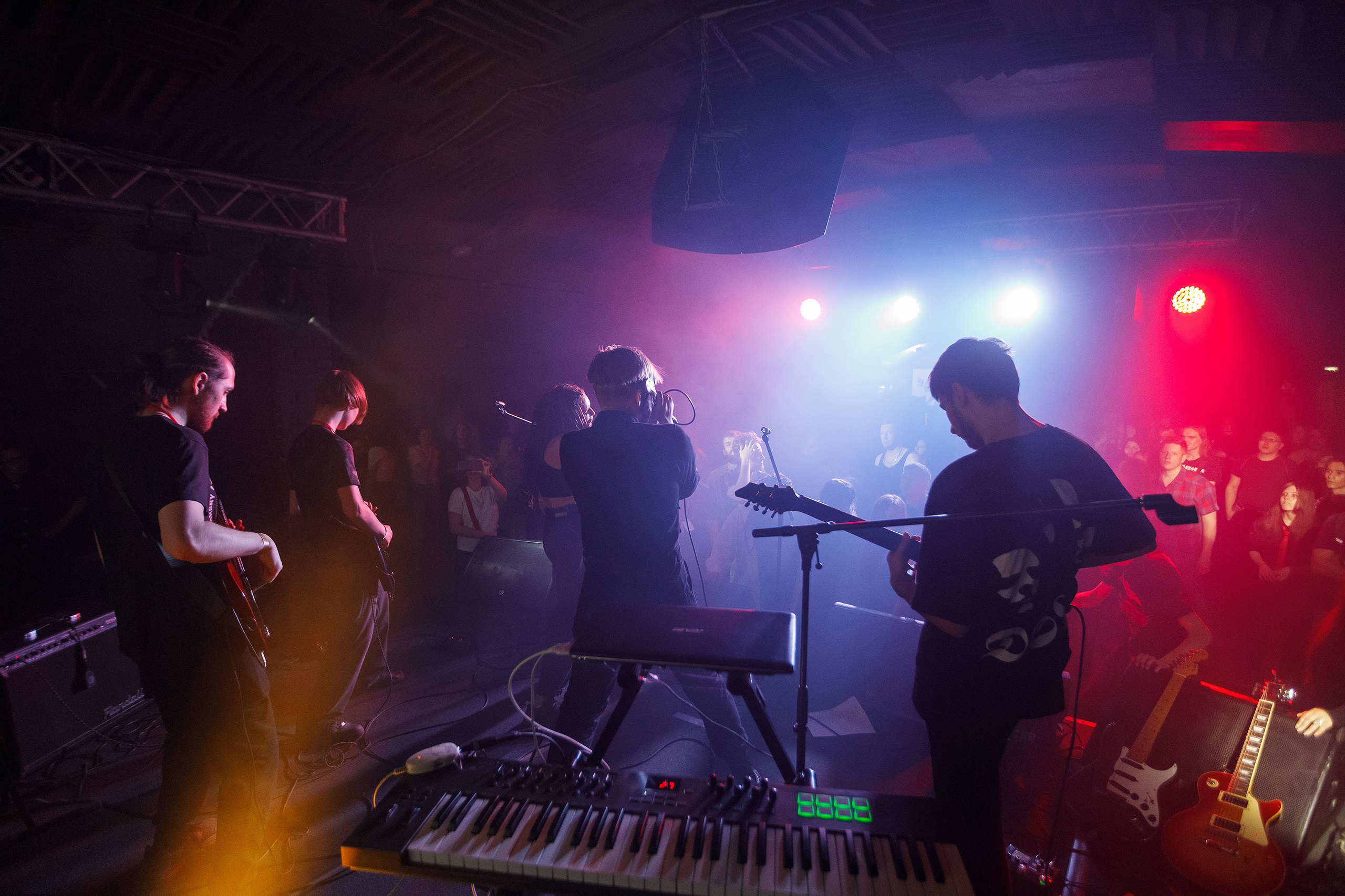 Репортажная фотосъемка концерта. Профессиональный фотограф в Новосибирске