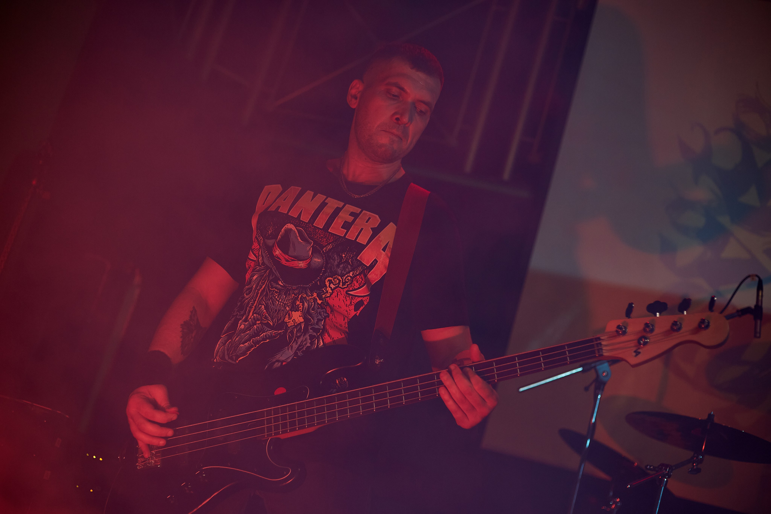 2023-11-03. Abysslooker