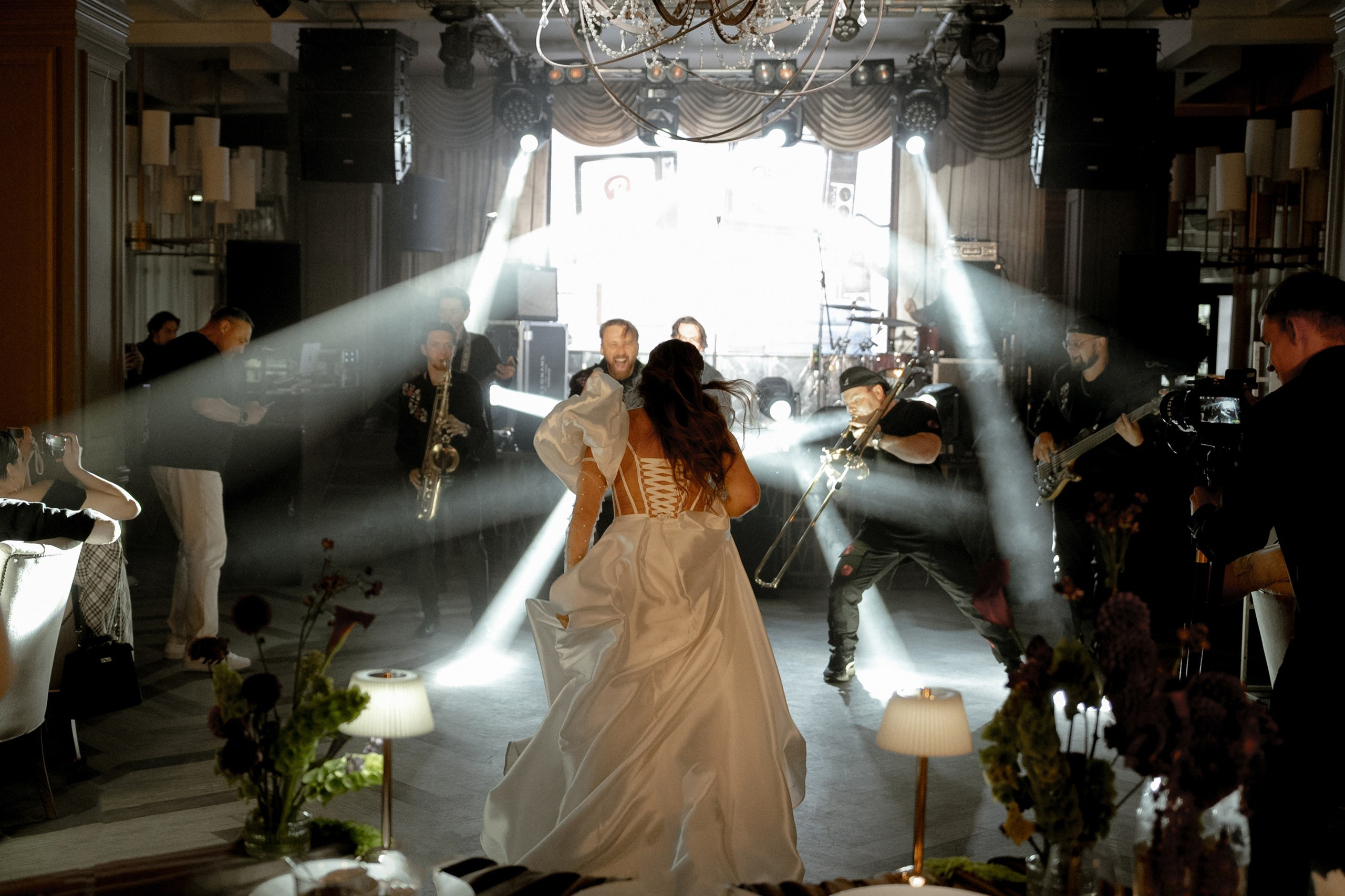 20|08|25. On Emotions агентство