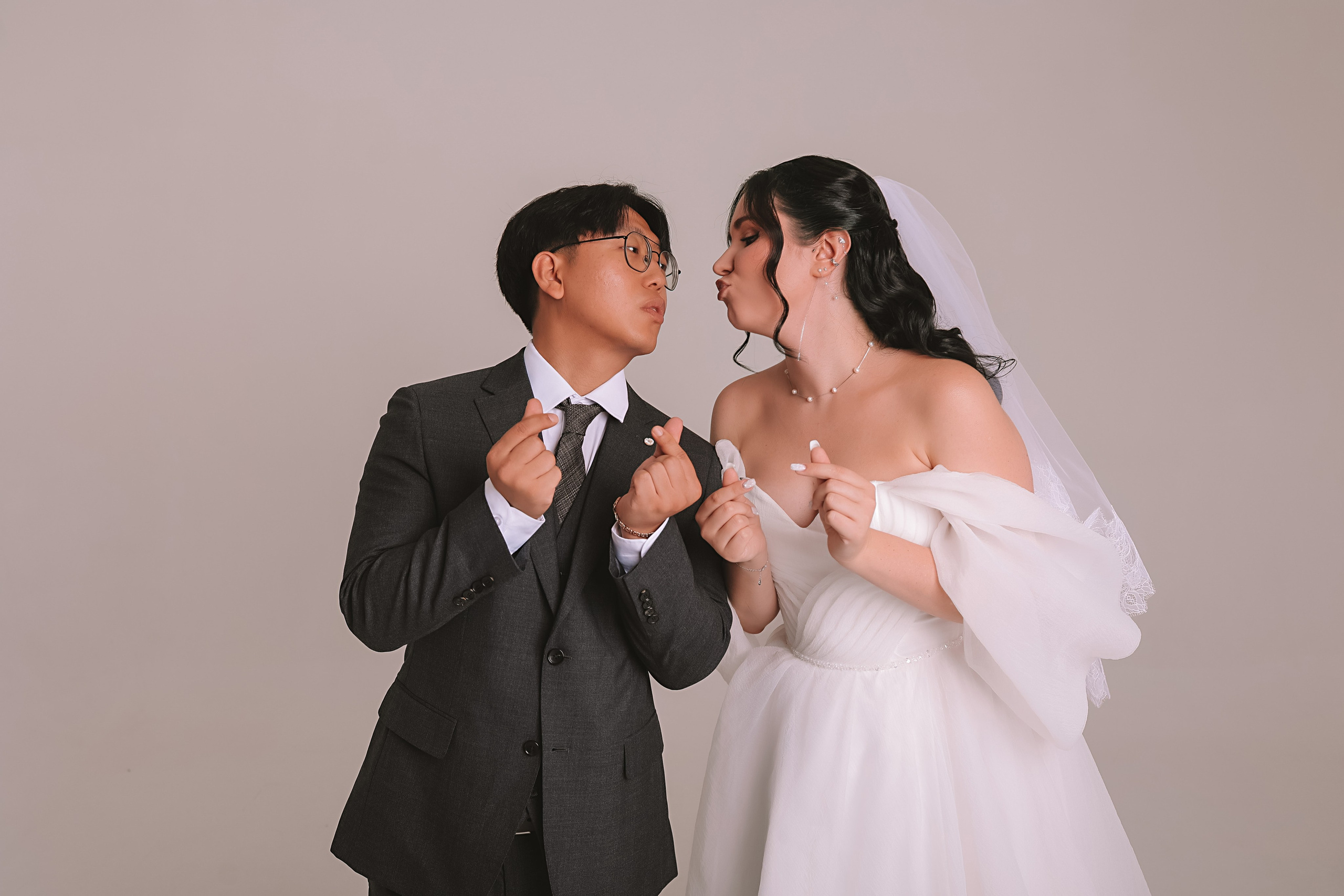 Айвазовский и парк дружбы народов. Семейный фотограф Тюмень, фотограф на роды Салмина Мария