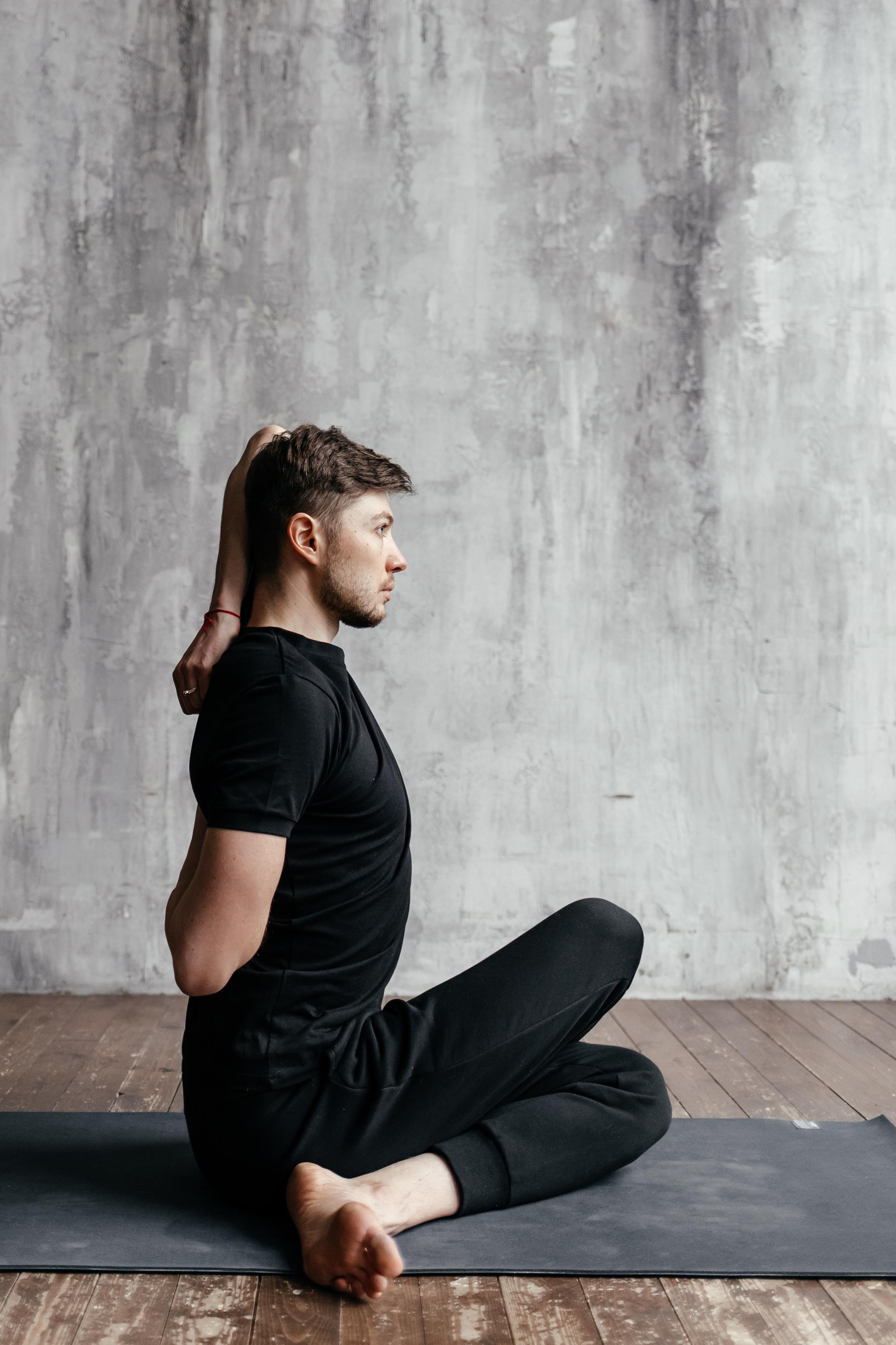 Йога фотосессия в Москве. Контент-фотограф для преподавателей йоги. Йога фотография. Фотографии асан. Одежда для йоги. Фотосессия занятий йогой. Фотография йоги. Заказать фотосессию в Москве. Йога фотосессия в Видном. Фотограф в Москве. 