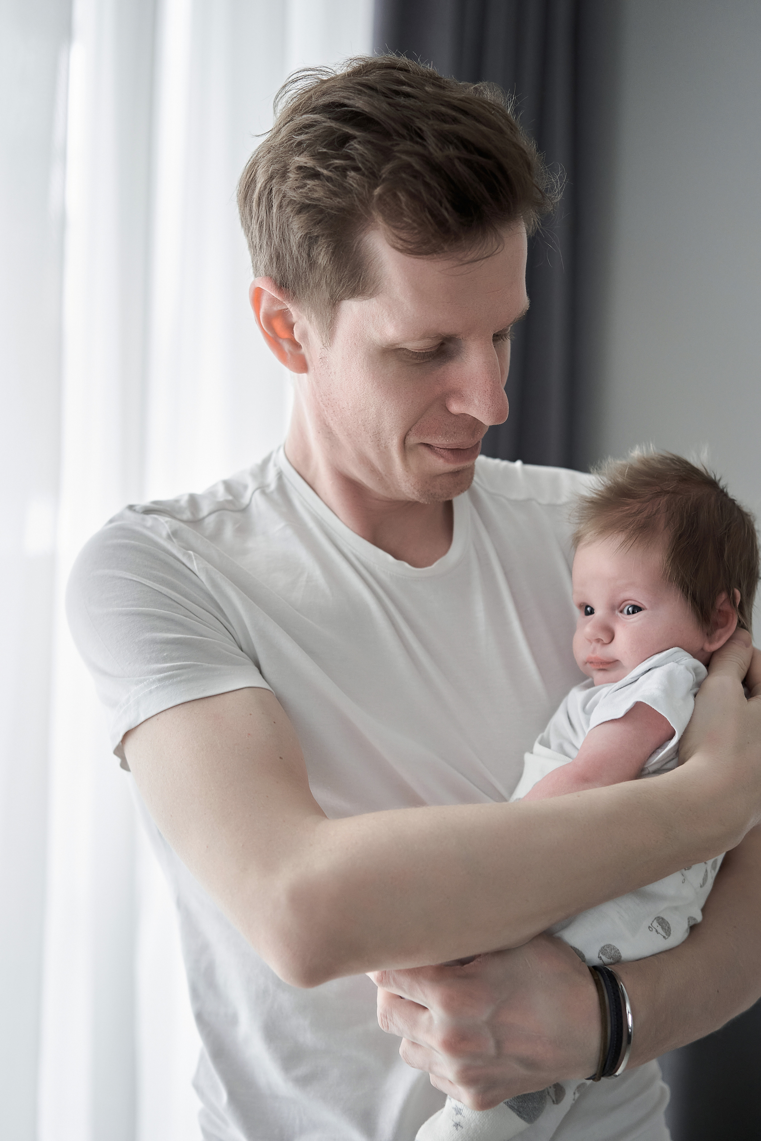 Домашняя семейная фотосессия в Москве, Домодедово, Видное, Бутово, Щербинка. Семейный фотограф Москва и Московская область. Семейная фотосессия на природе. Фотосессия детского праздника. Фотосессия юбилея. Фотосессия в день рождения. Фотограф на годик ребенку. Детский фотограф. Фоторепортаж семейного праздника. Детский фотограф Москва.