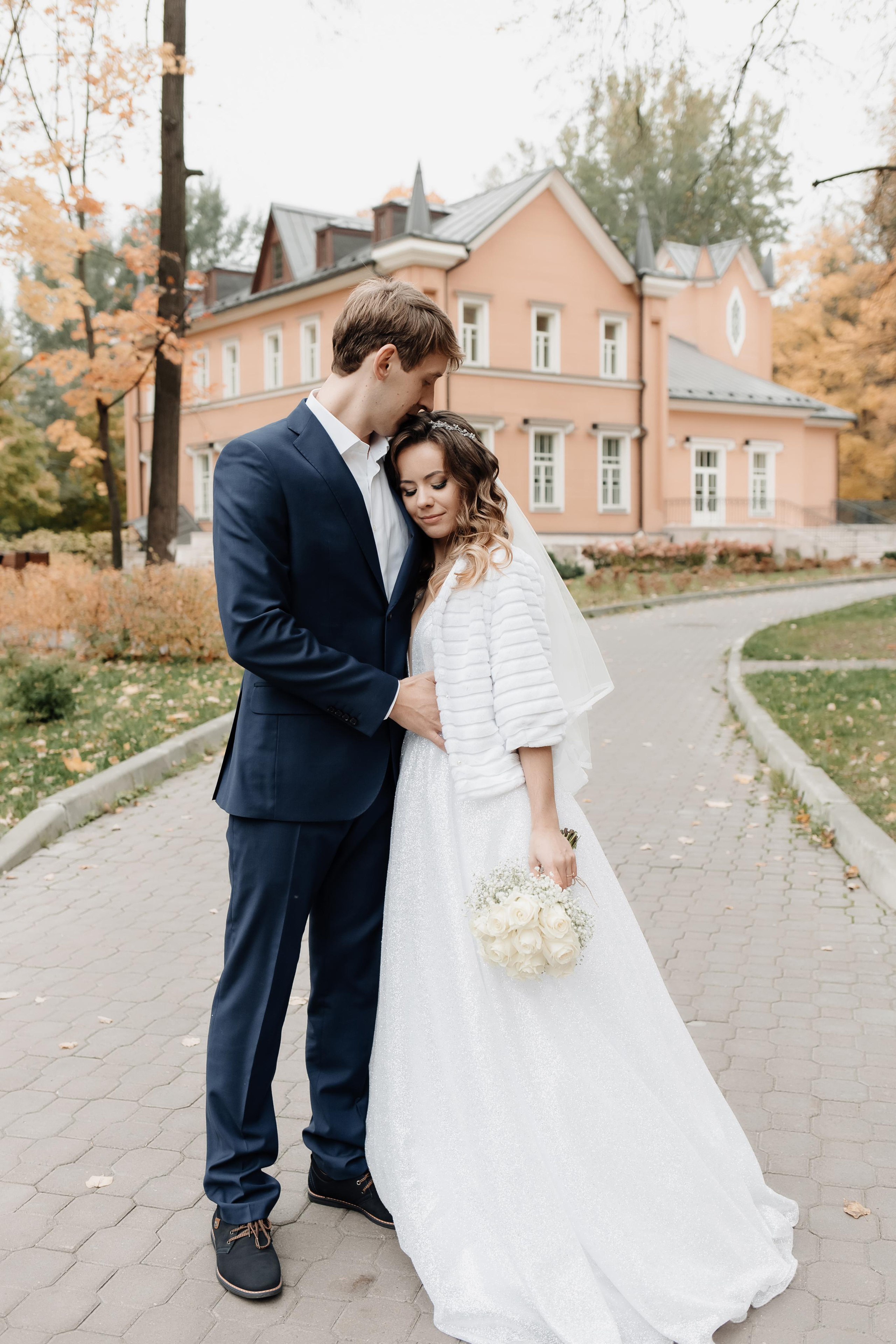 Свадебная фотосессия осенью в парке