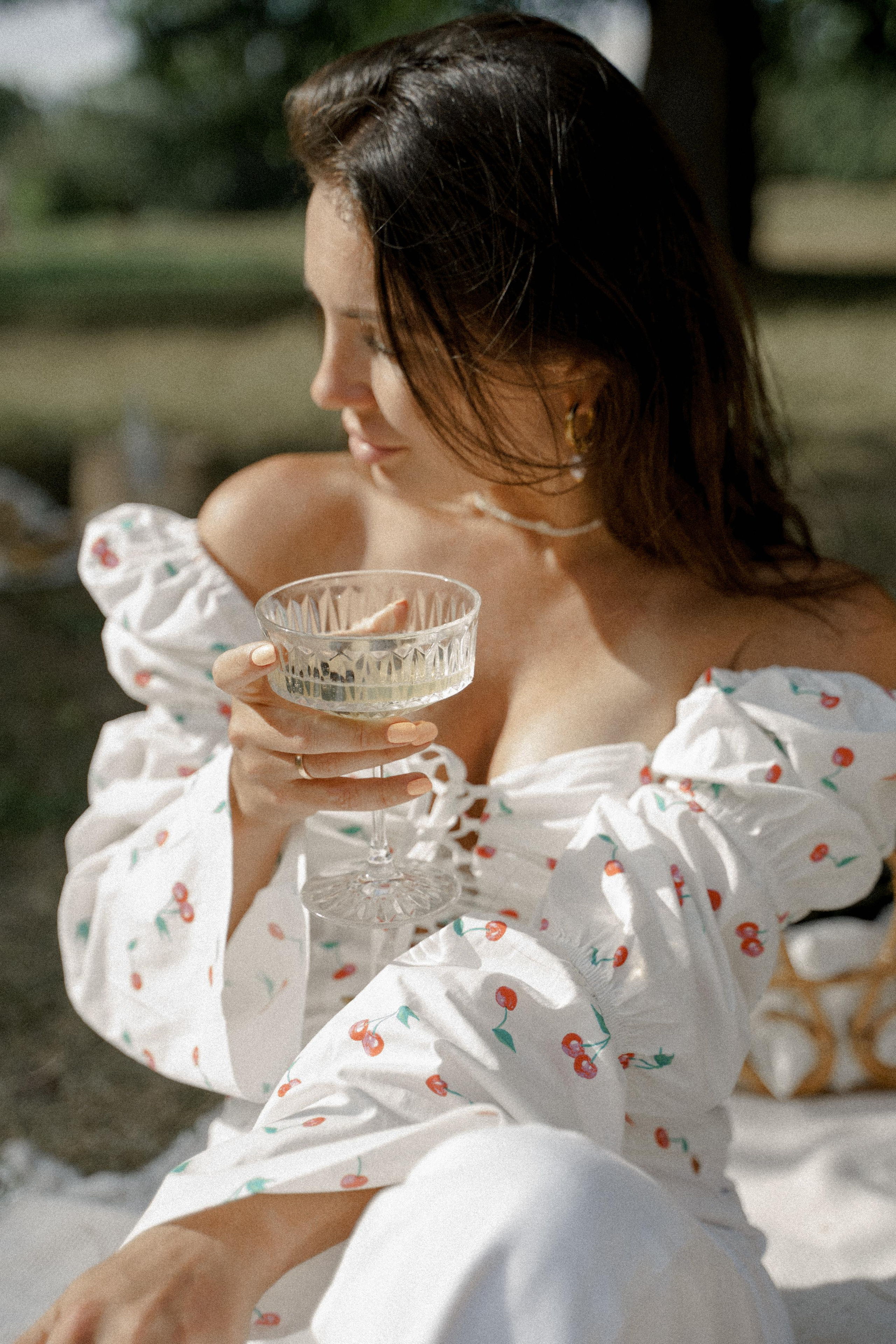 Женский фотограф в Москве и Московской области. Женская фотосессия. Женственные фотографии. Фотографии красивых женщин. Красивая стильная женская фотосессия. Контент-фотосессия. Визуал для блога.