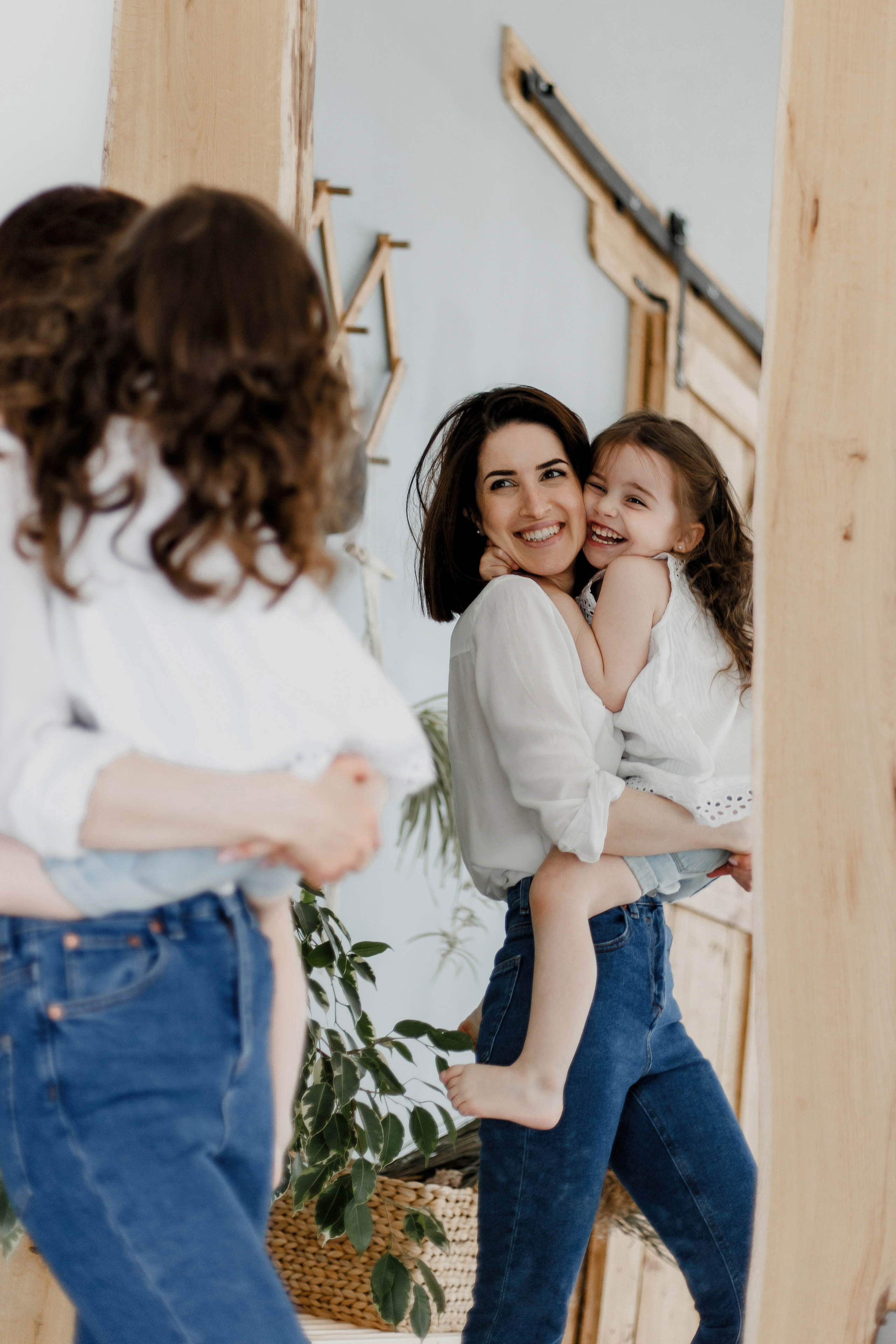 Домашняя семейная фотосессия в Москве, Домодедово, Видное, Бутово, Щербинка. Семейный фотограф Москва и Московская область. Семейная фотосессия на природе. Фотосессия детского праздника. Фотосессия юбилея. Фотосессия в день рождения. Фотограф на годик ребенку. Детский фотограф. Фоторепортаж семейного праздника. Детский фотограф Москва.