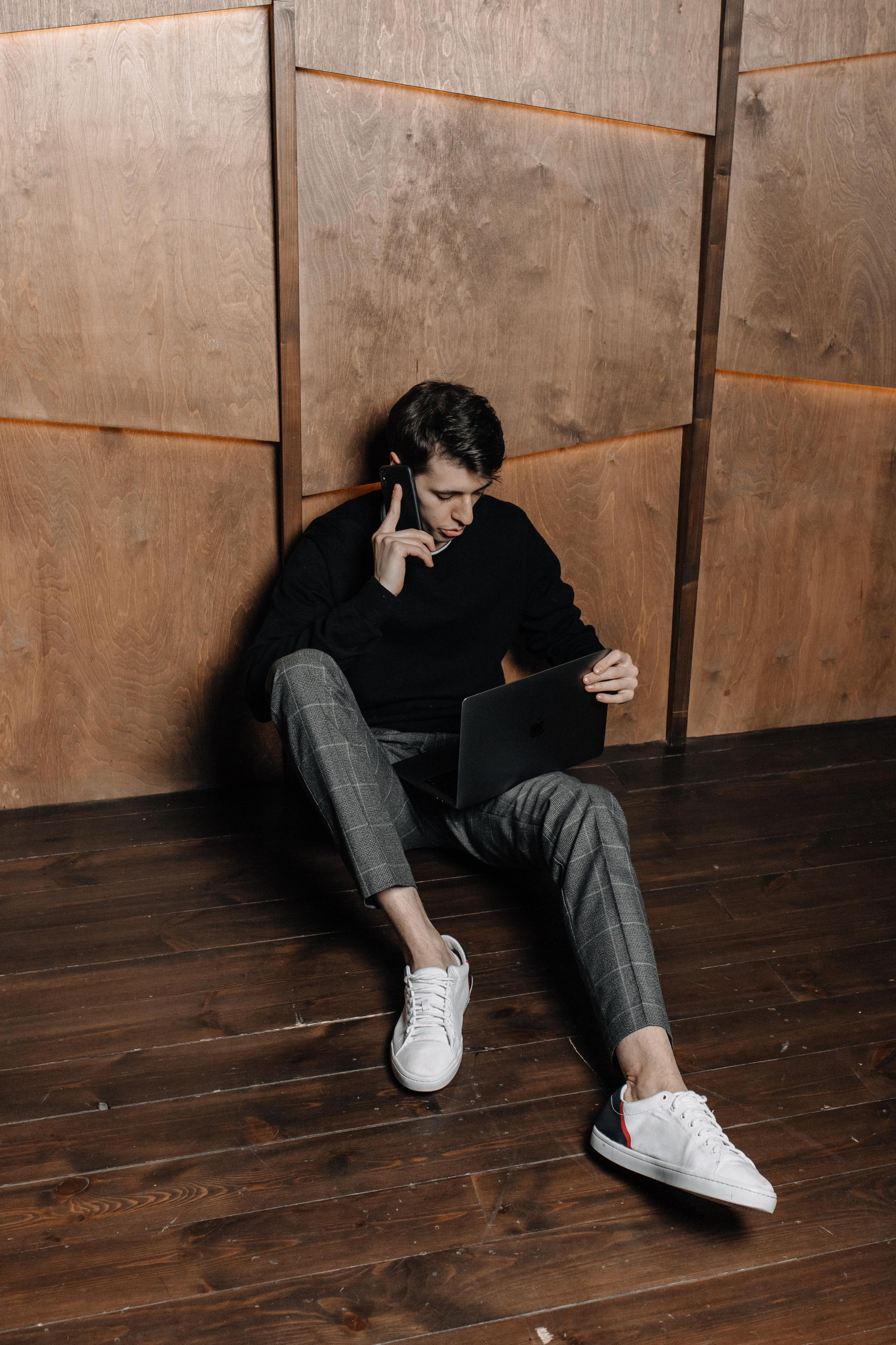 Мужская фотосессия в Москве. Мужской портрет. Мужской фотограф. Фотографии мужчин. Контент для мужчины. Бизнес портрет. Фотосессия для бизнеса.