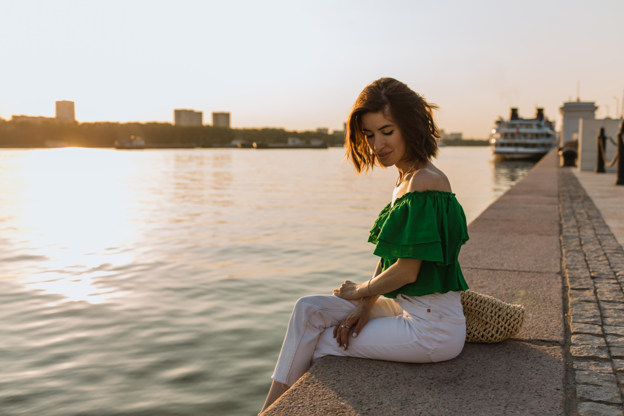 Семейная фотосессия в парке. Прогулочная фотосессия в Москве. Семейный фотограф. Фотосессия в Москве. Фотосессия в Видном. Фотограф Москва. Фотограф Видное. Свадебный и семейный фотограф. Душевный фотограф. Красивые фотографии прогулок. Заказать фотосессию. 