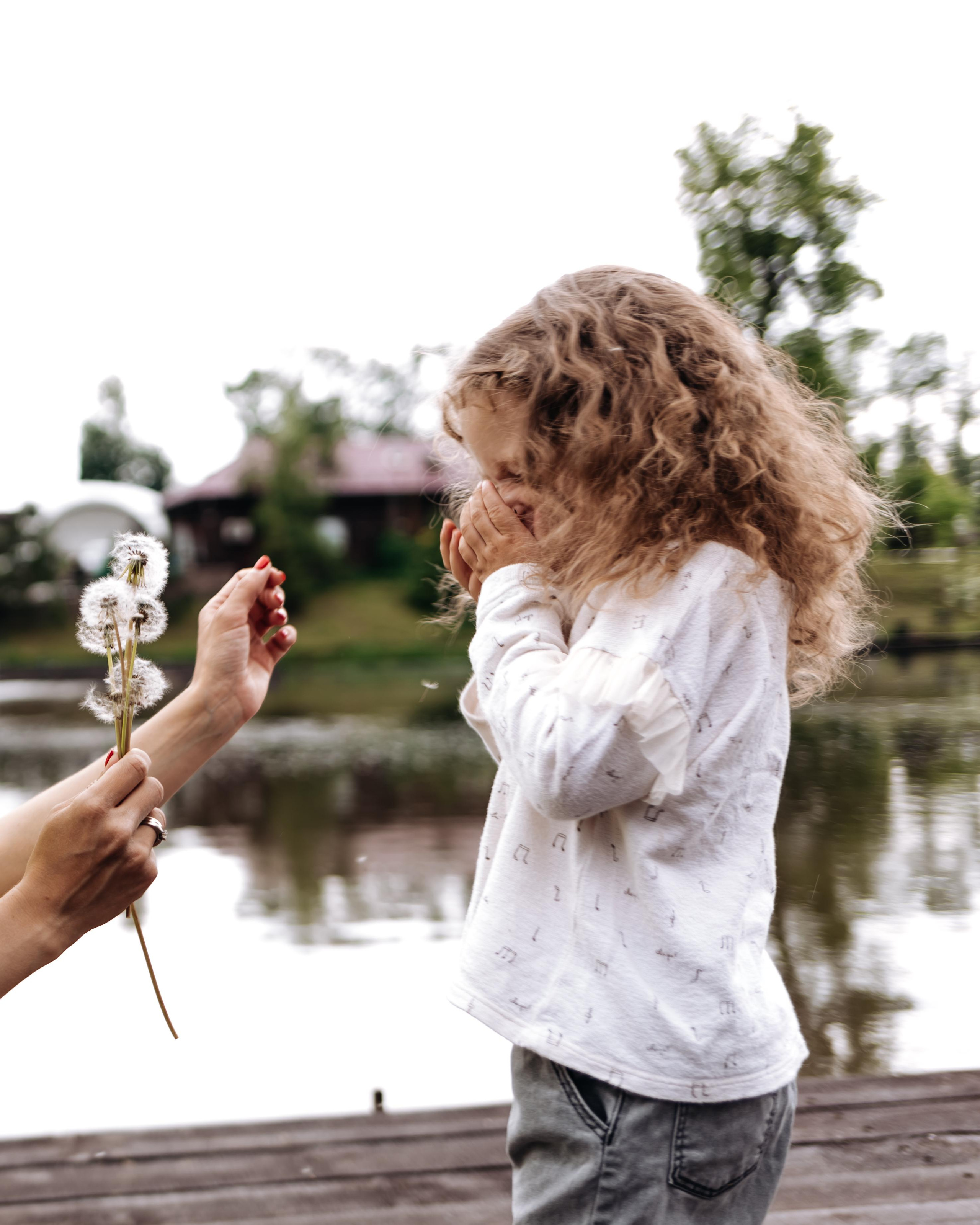 Семейная фотосессия в парке. Прогулочная фотосессия в Москве. Семейный фотограф. Фотосессия в Москве. Фотосессия в Видном. Фотограф Москва. Фотограф Видное. Свадебный и семейный фотограф. Душевный фотограф. Красивые фотографии прогулок. Заказать фотосессию. 