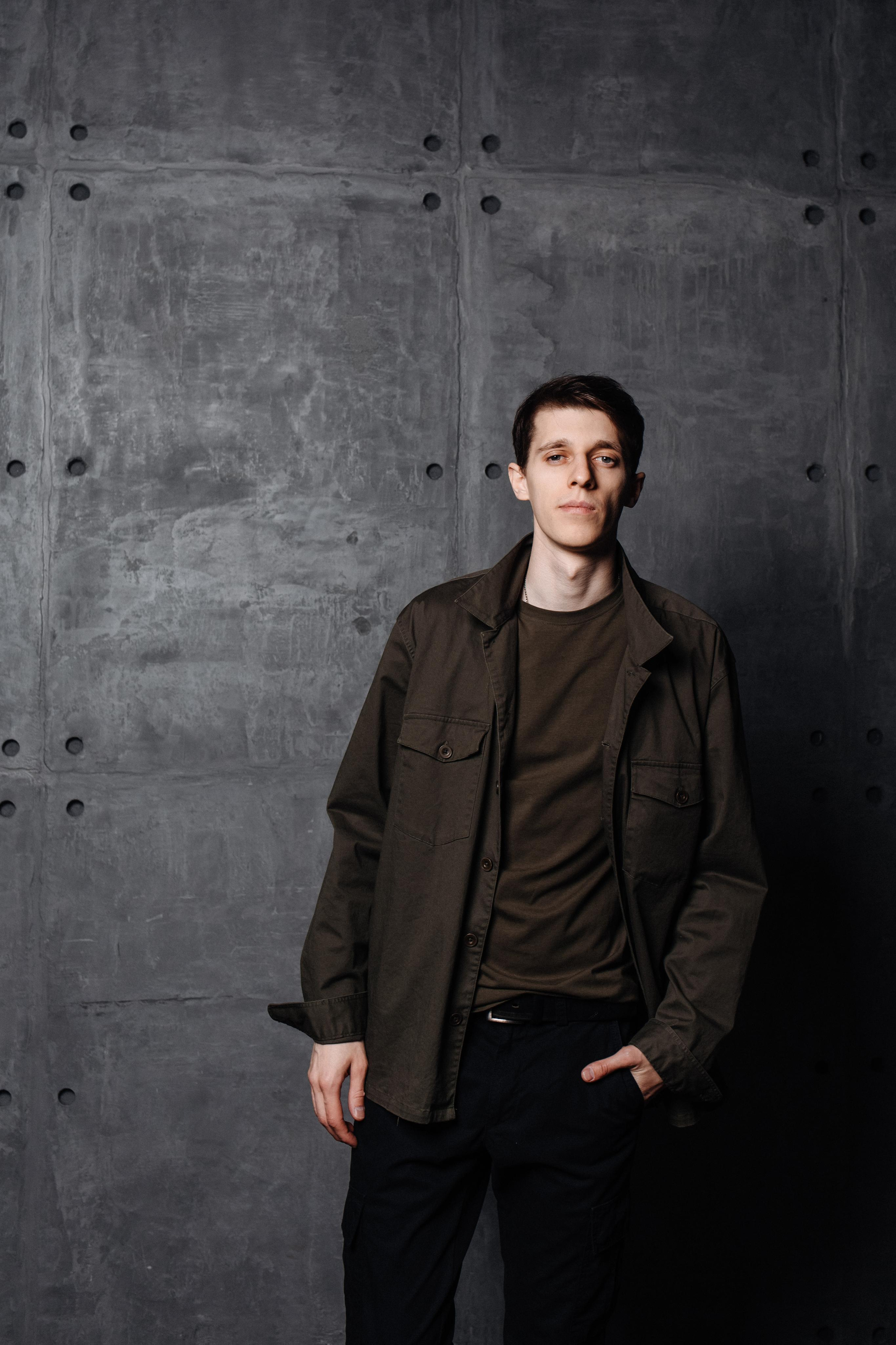 Мужская фотосессия в Москве. Мужской портрет. Мужской фотограф. Фотографии мужчин. Контент для мужчины. Бизнес портрет. Фотосессия для бизнеса.