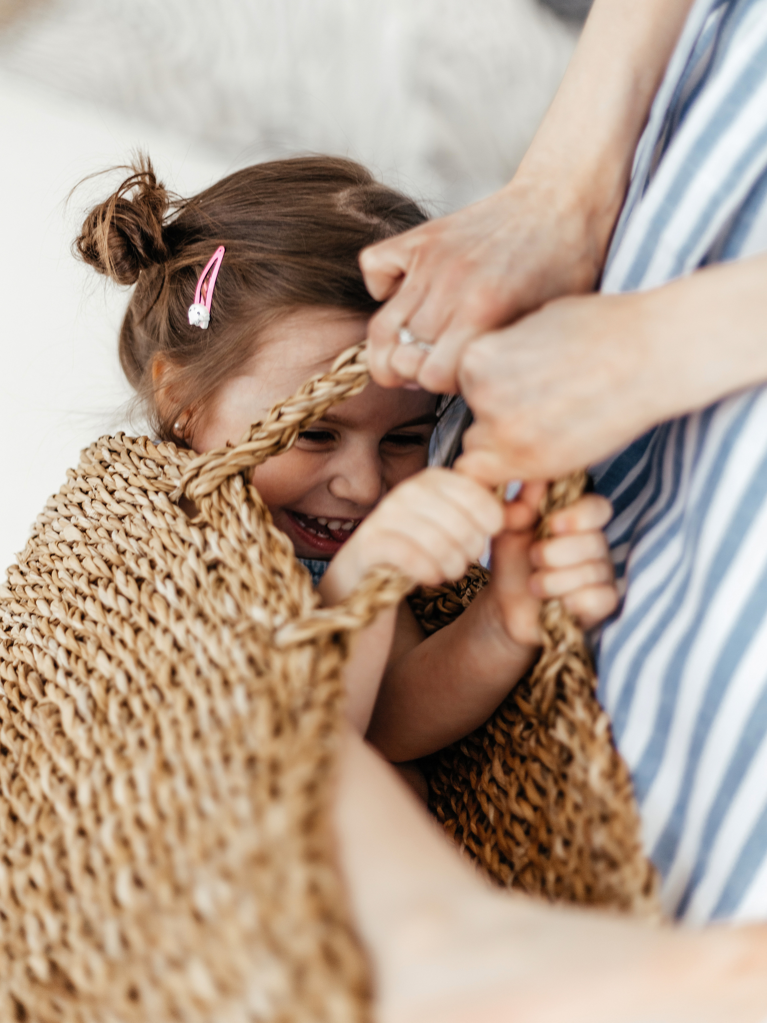 Домашняя семейная фотосессия в Москве, Домодедово, Видное, Бутово, Щербинка. Семейный фотограф Москва и Московская область. Семейная фотосессия на природе. Фотосессия детского праздника. Фотосессия юбилея. Фотосессия в день рождения. Фотограф на годик ребенку. Детский фотограф. Фоторепортаж семейного праздника. Детский фотограф Москва.